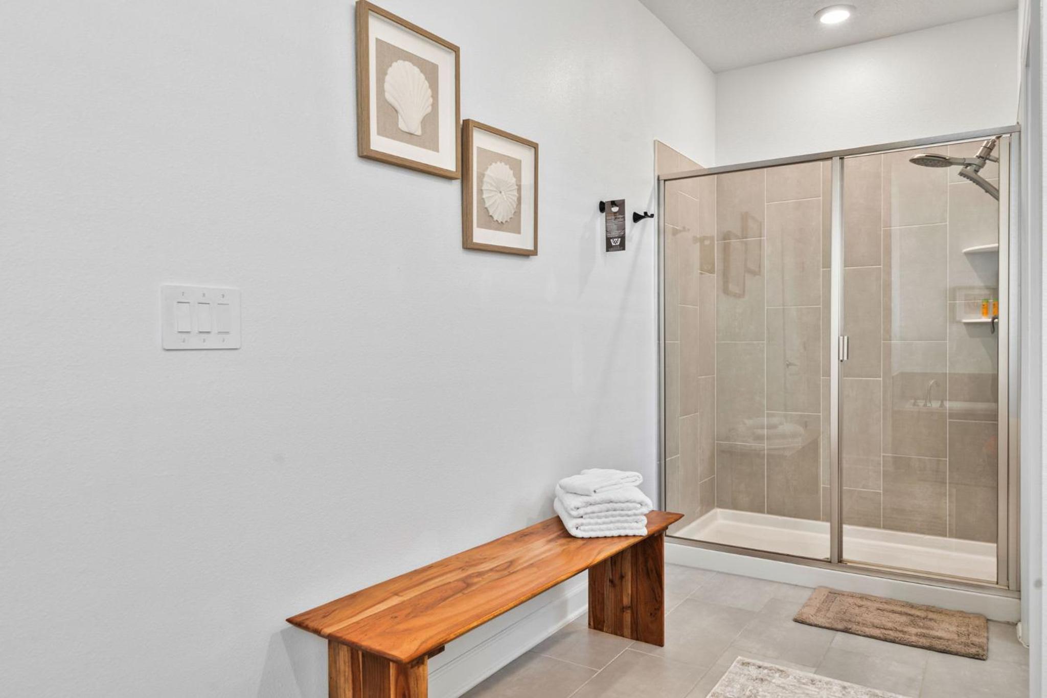 Fabulous Villa 5Bd Pool & Spa - Next to Disney 611