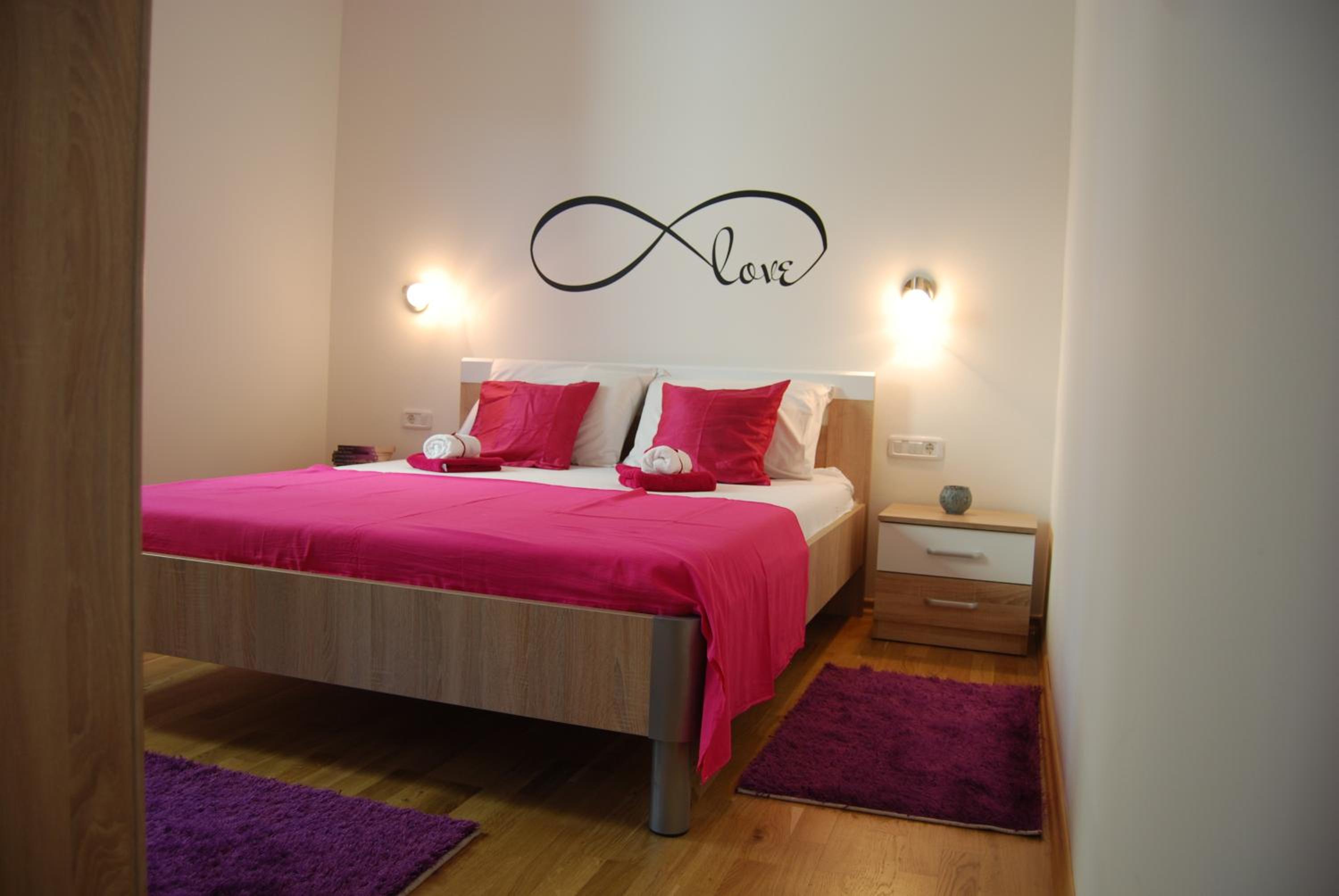 Apartment Divina
