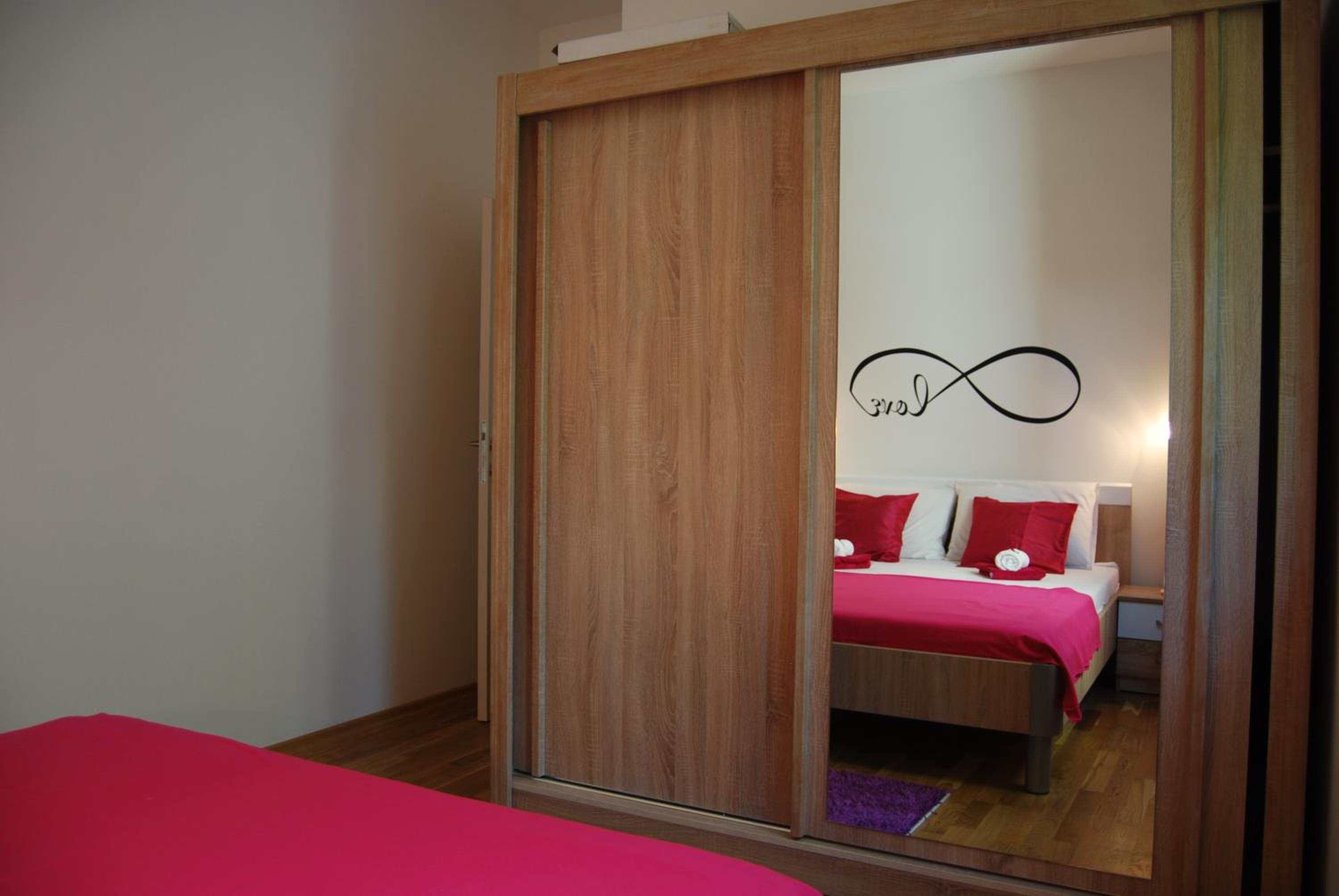 Apartment Divina
