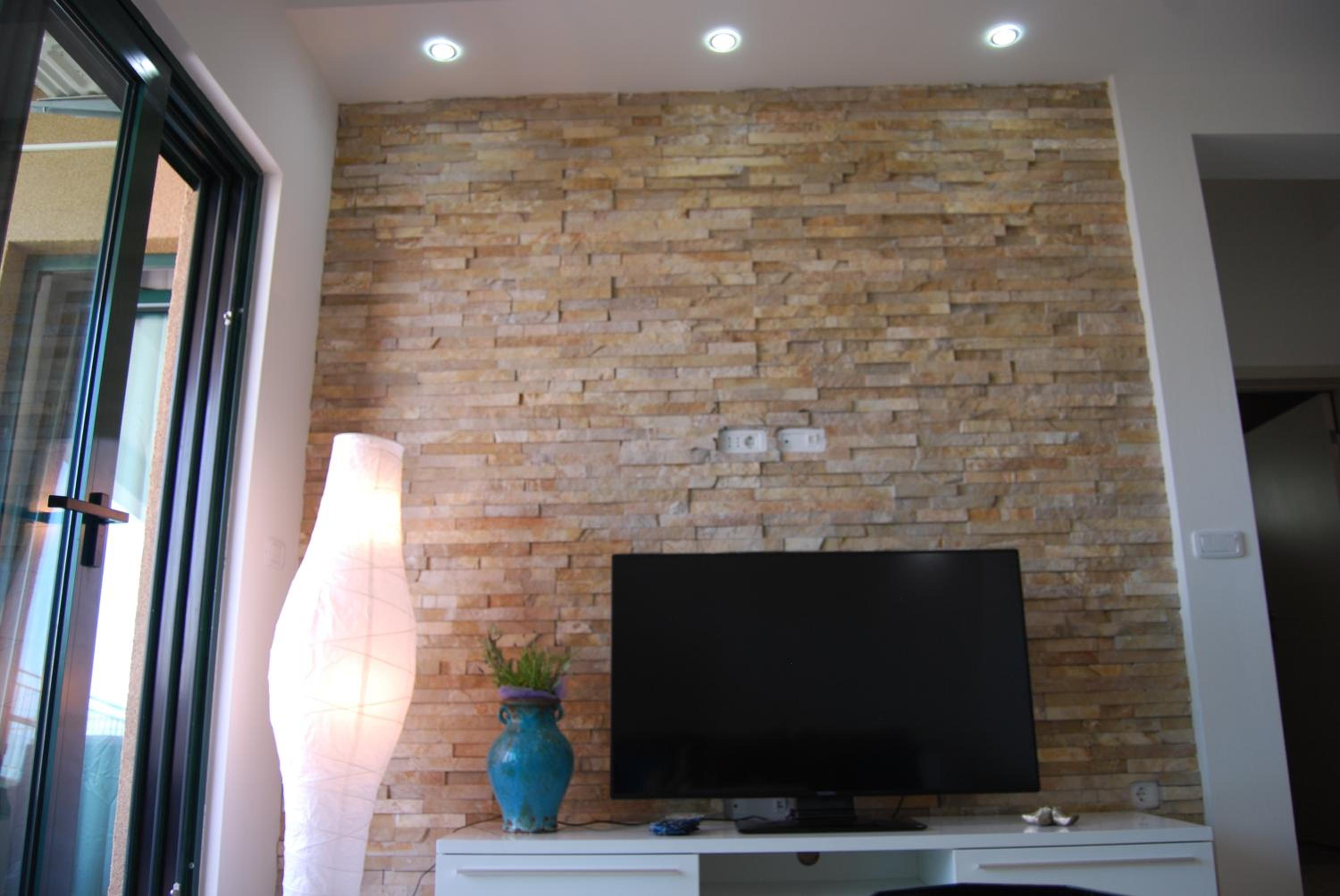 Apartment Divina