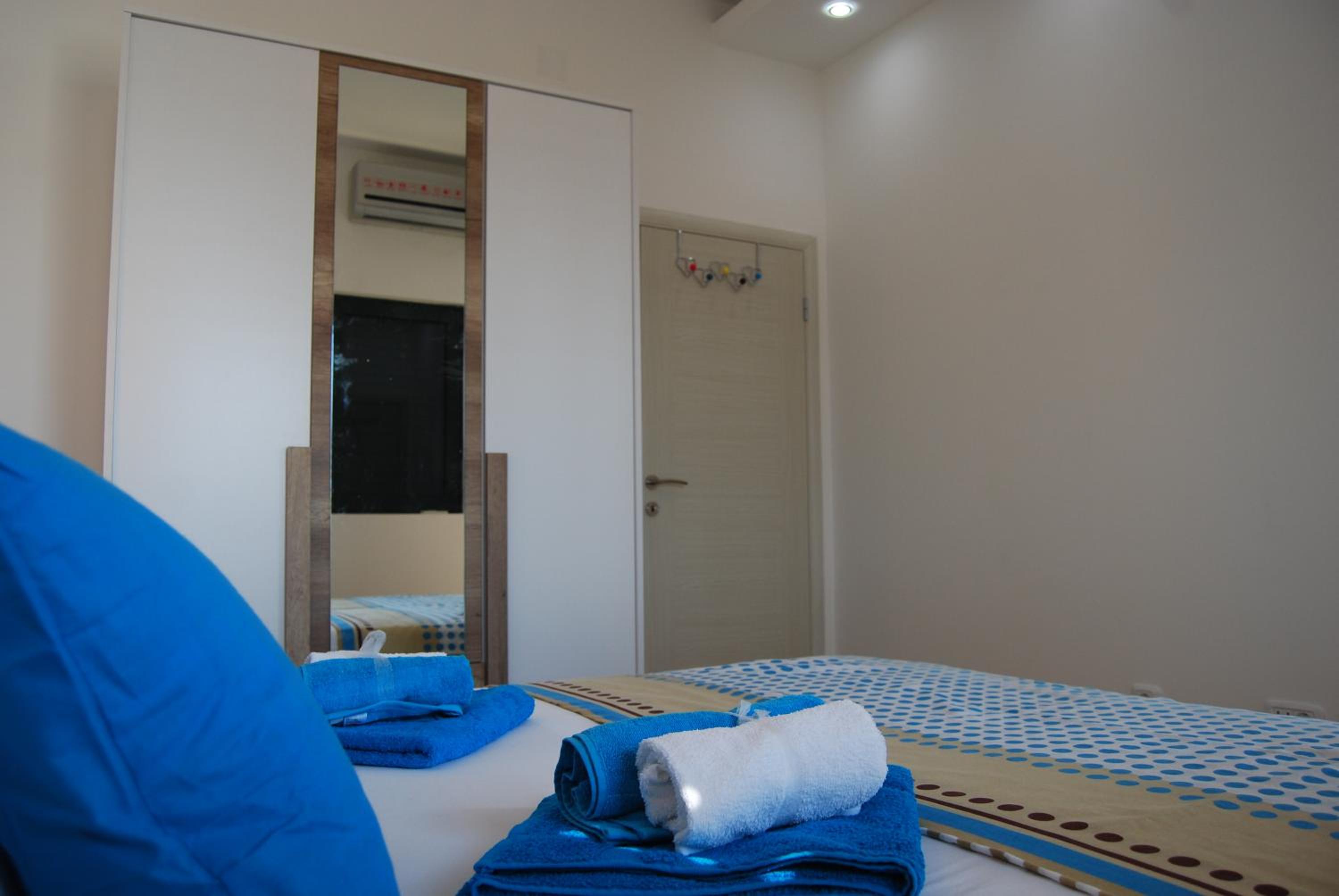 Apartment Divina