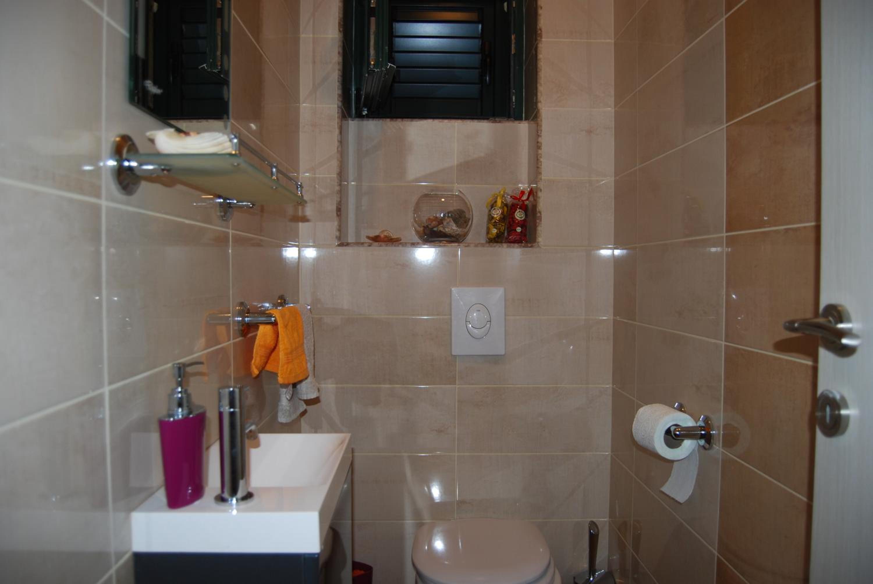 Apartment Divina