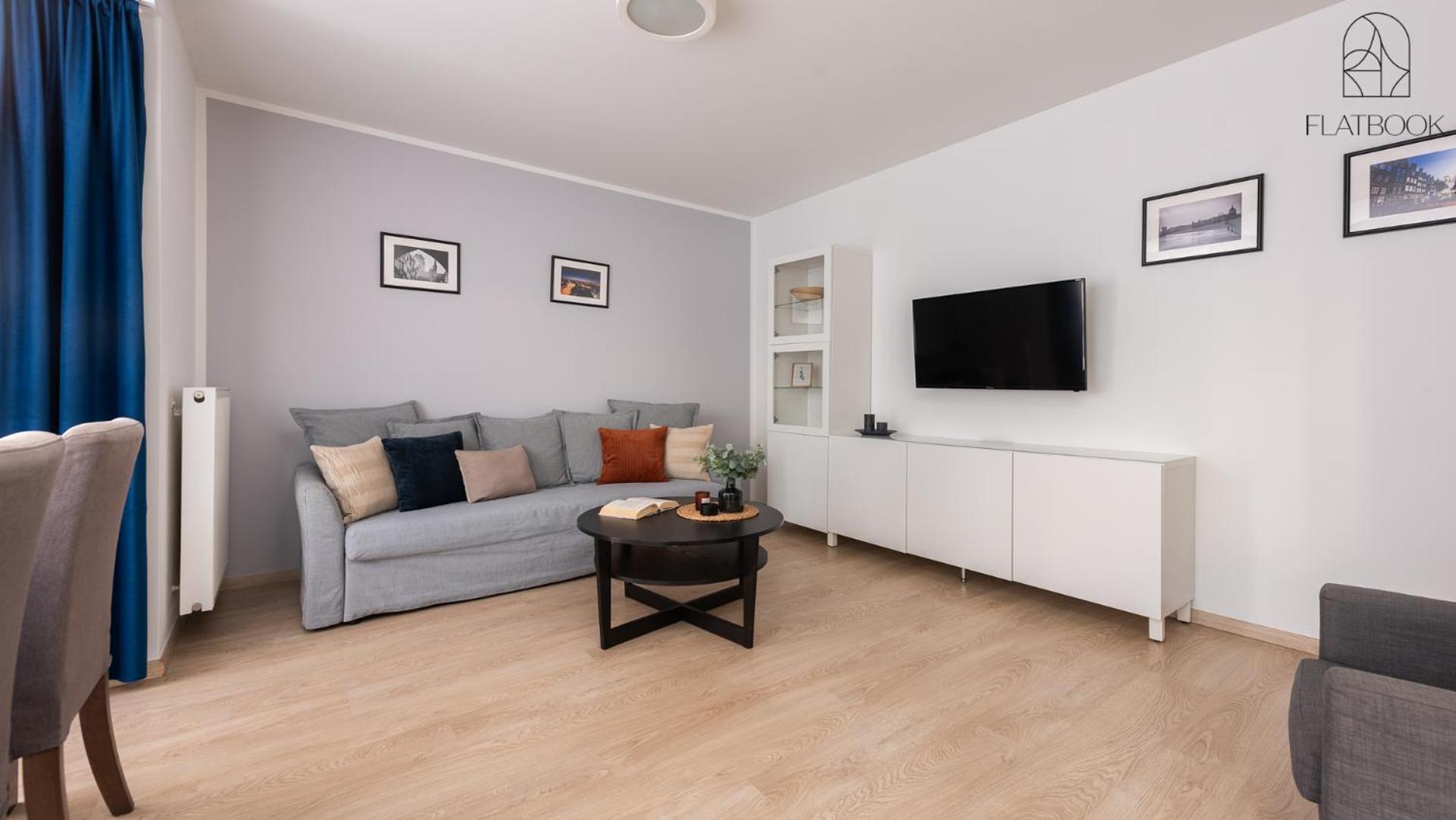 Flatbook - City Center SPA Apartments Motlawa