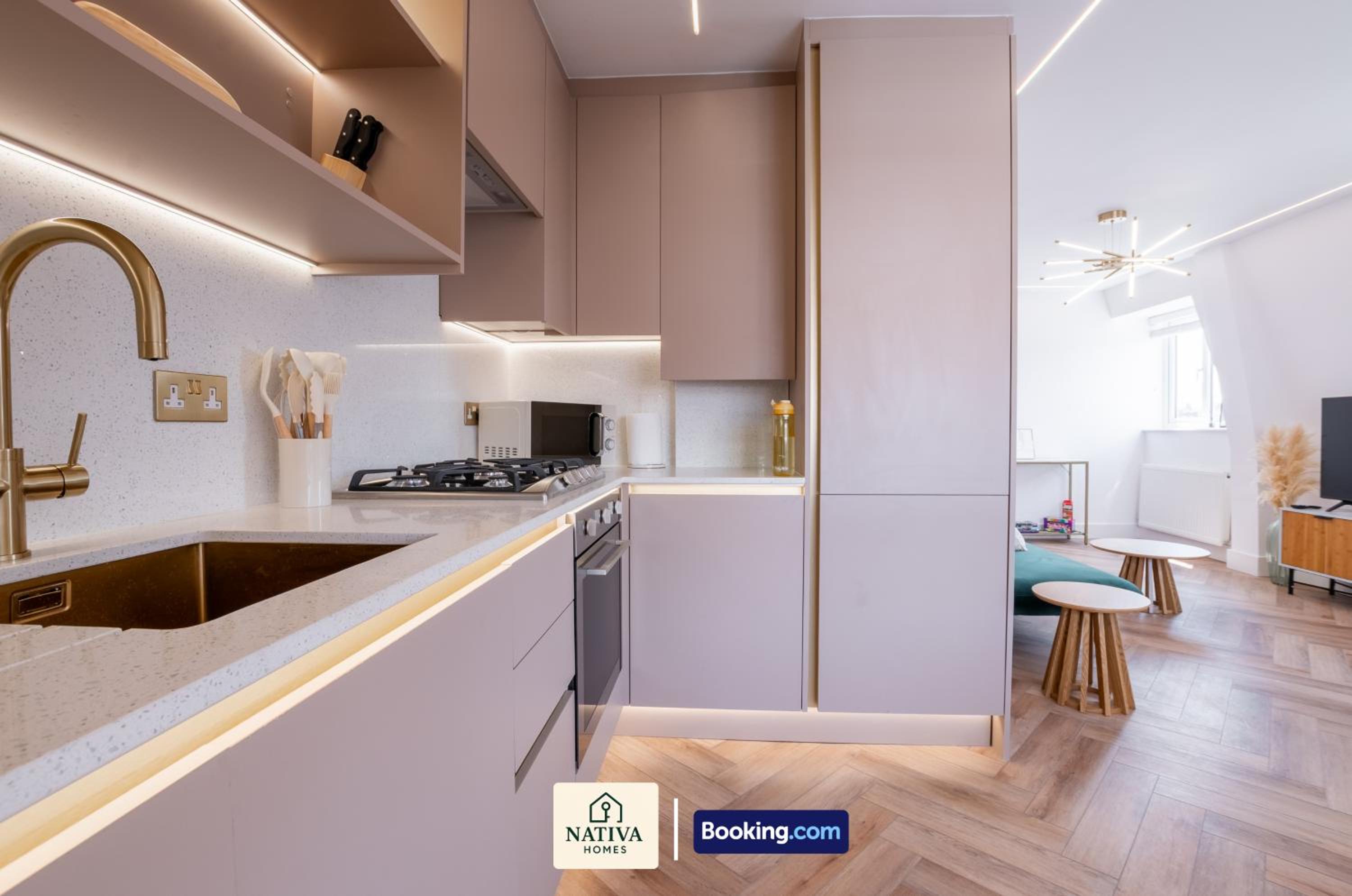 Modern 3BR Apartment By Nativa Homes Short Lets & Serviced Accommodation Harrow With Free WiFi & Parking, Family Comfort & Style