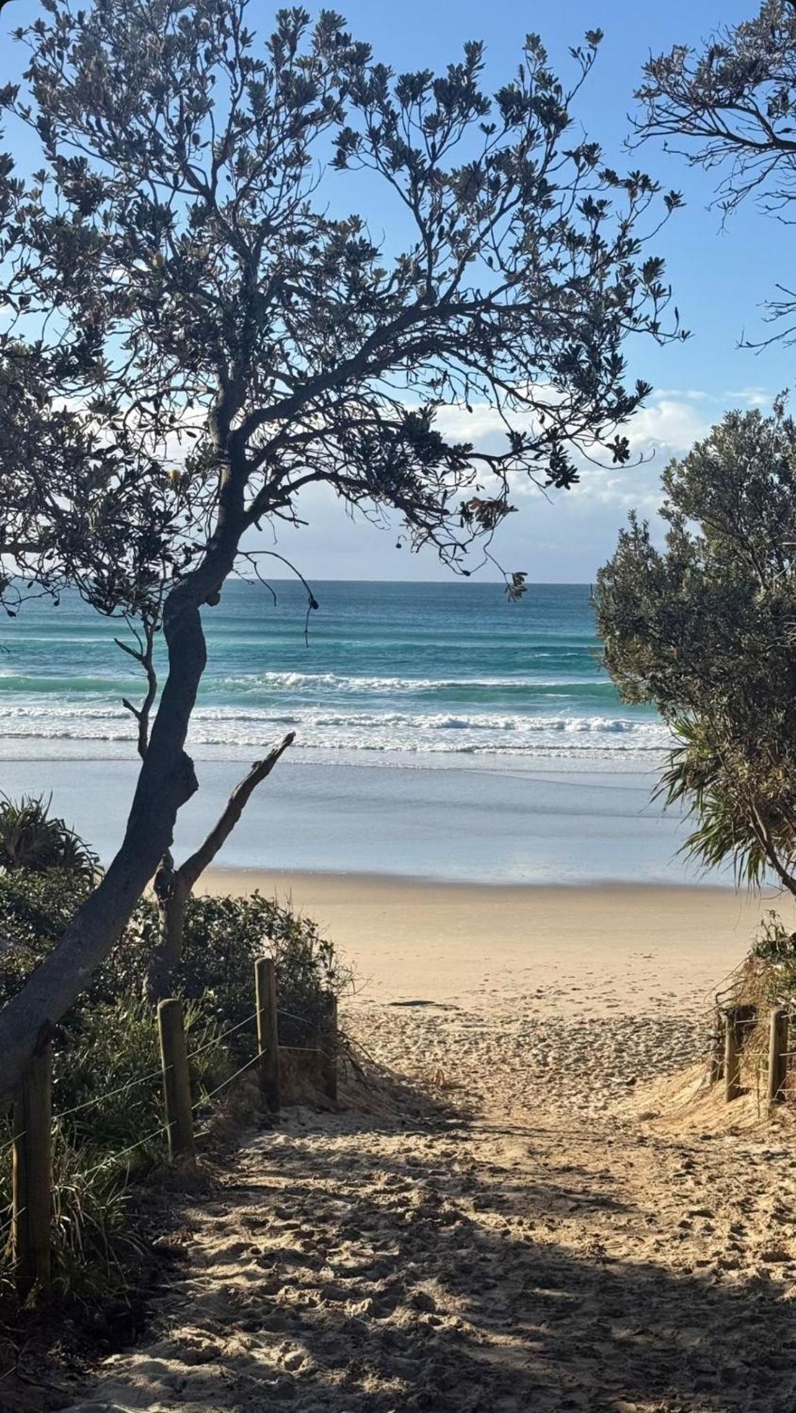 Oceanfront Serenity At Main Beach