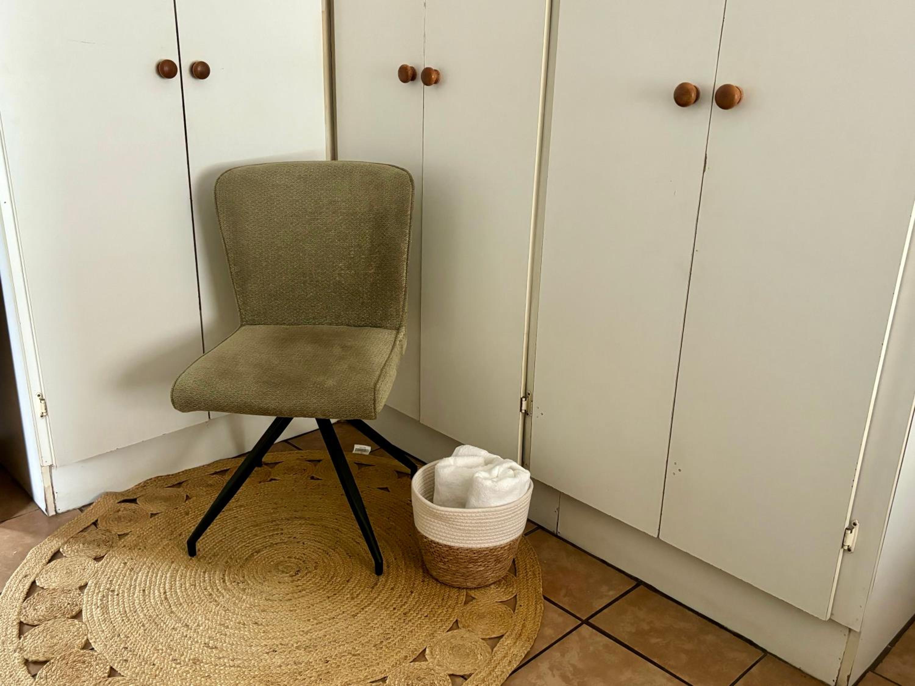 Tana's flat