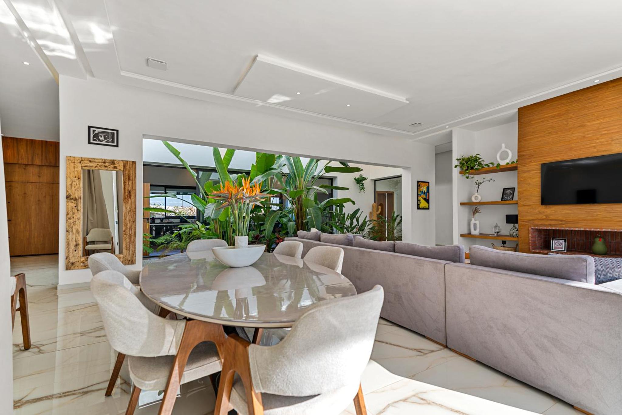 Dreamy Marrakech Oasis with Private Staff & Pool