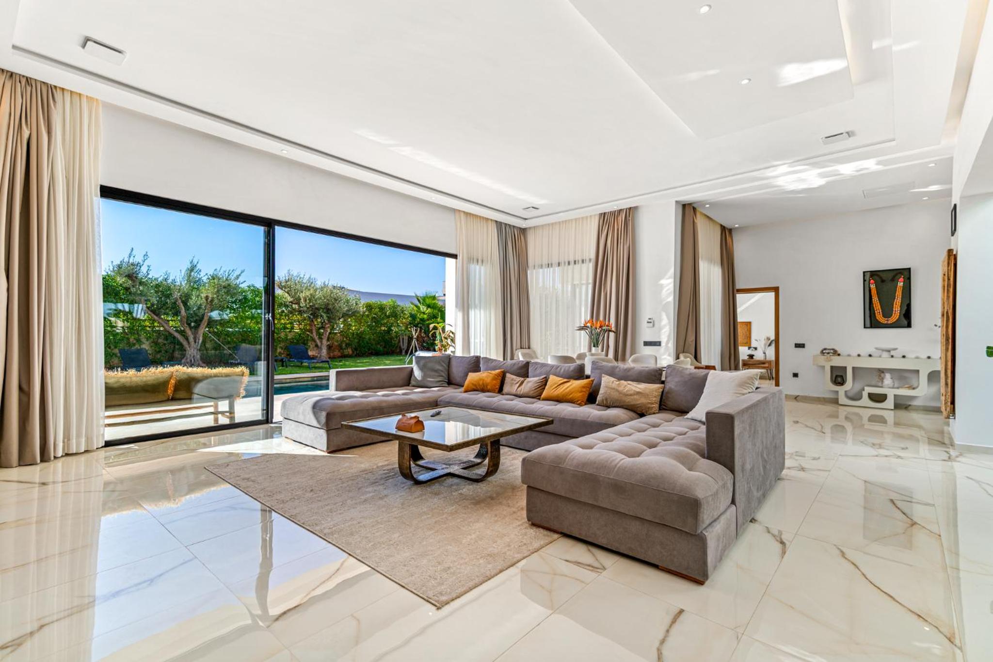 Dreamy Marrakech Oasis with Private Staff & Pool