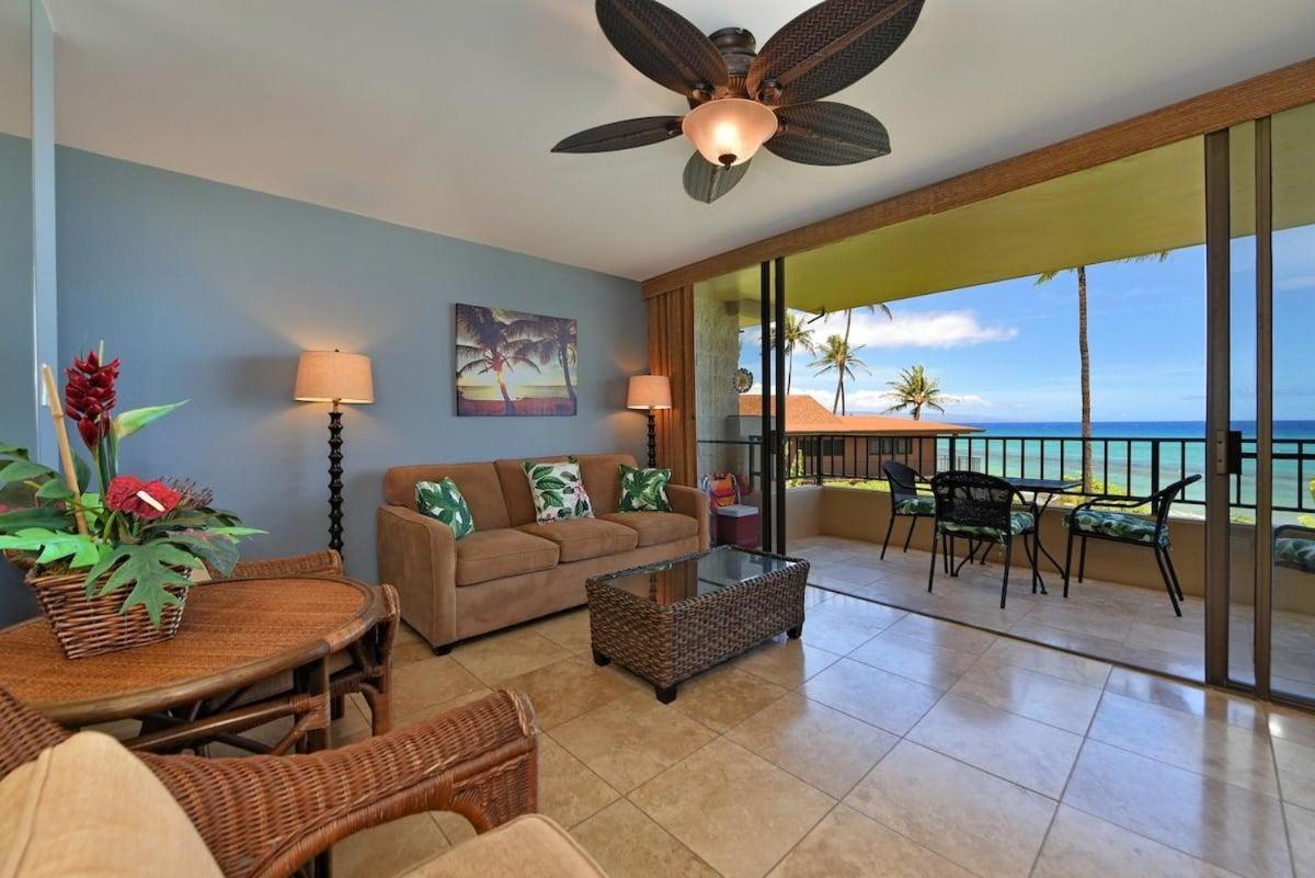 Paki Maui 207 · PM 207 BeachFront 1BD w Ocean View