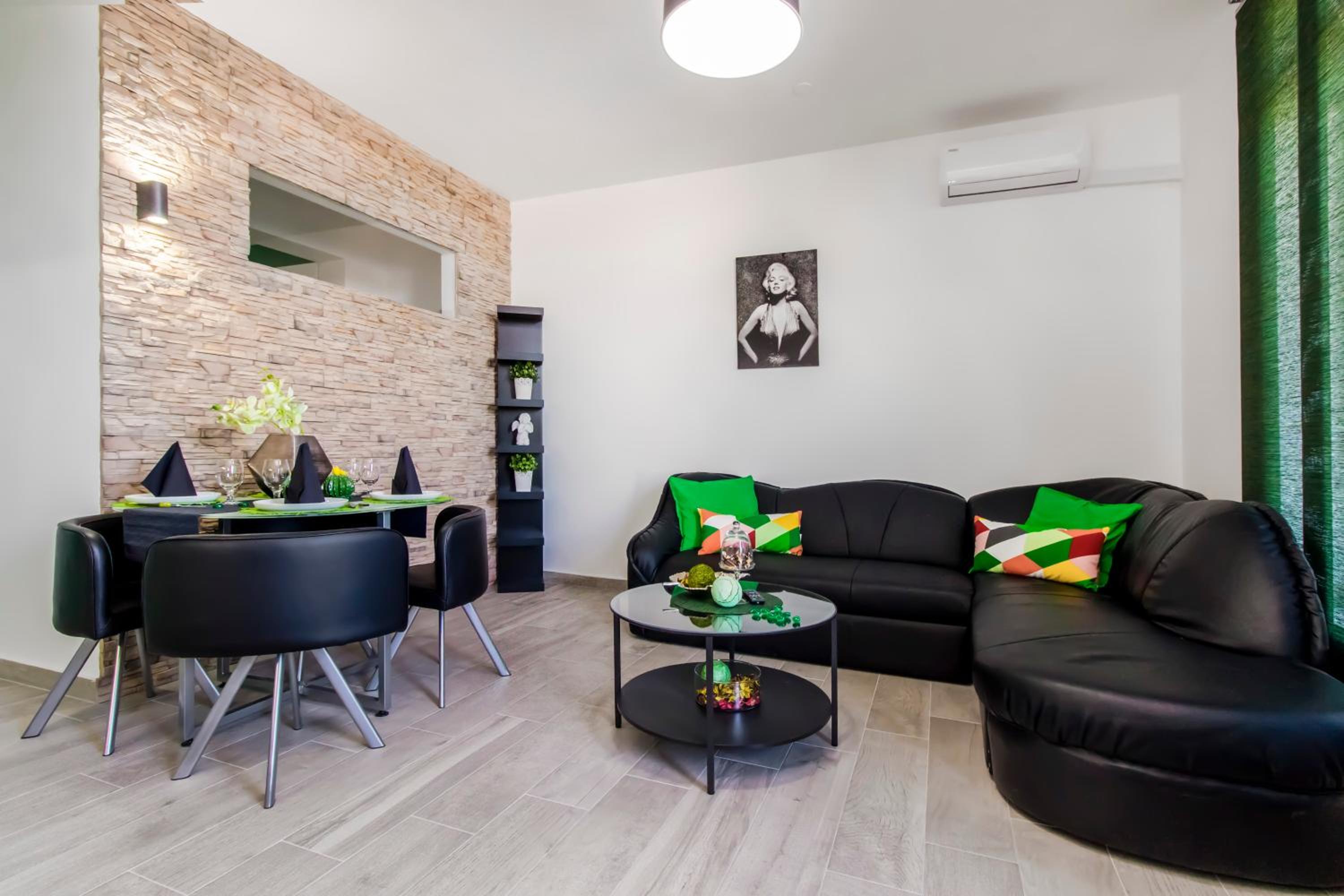 Apartments Slavica