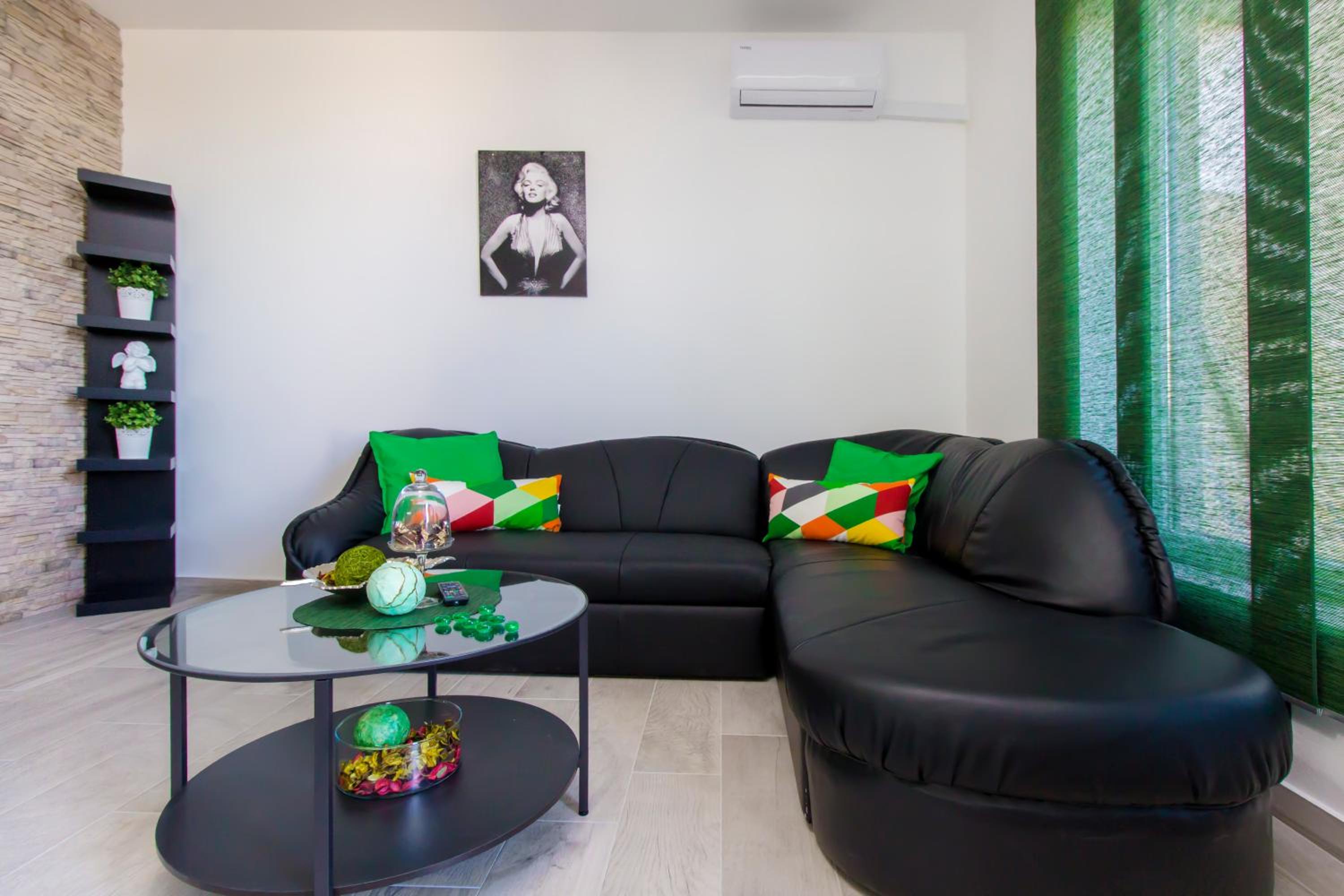 Apartments Slavica