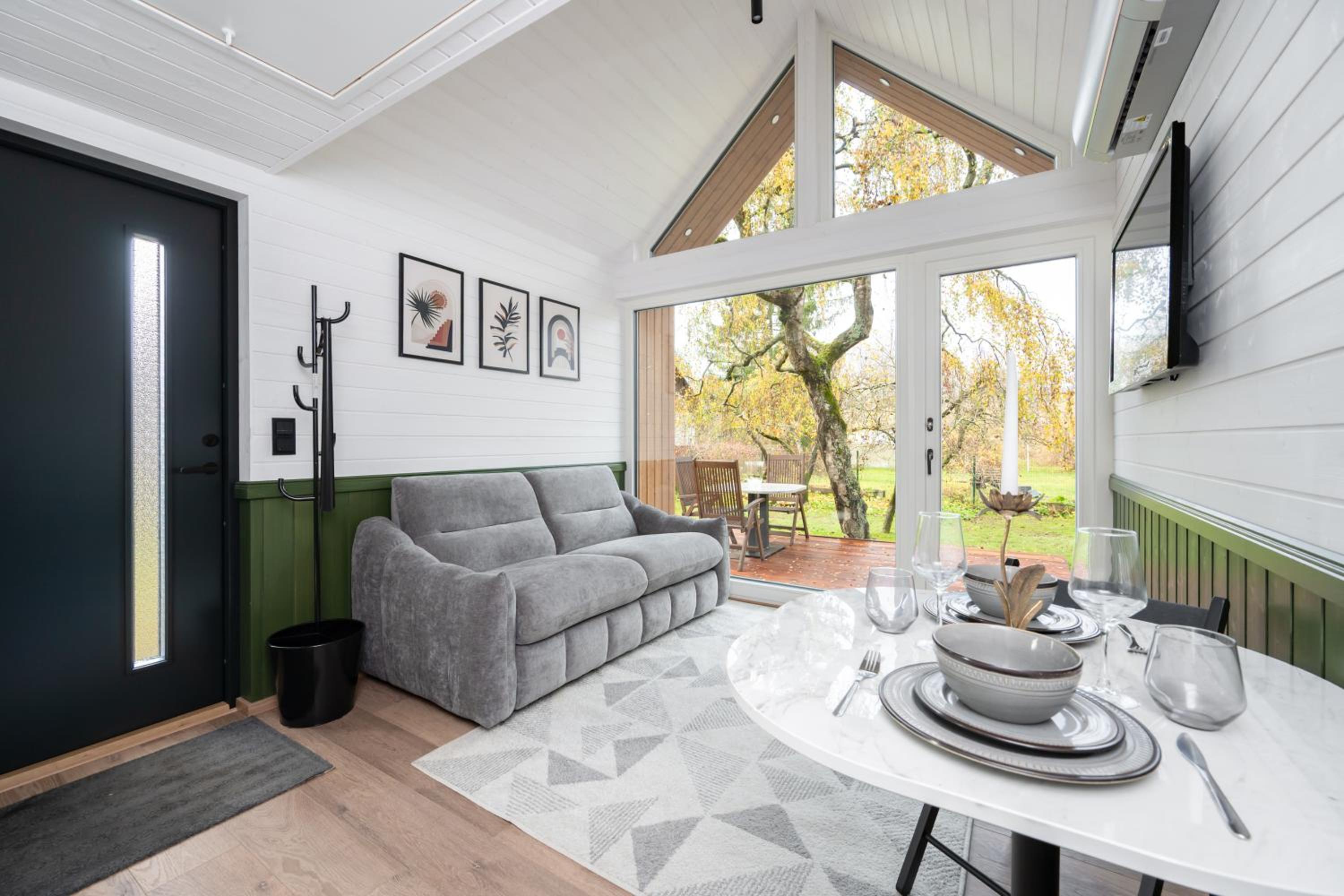 Private small house with sauna and terrace in Tallinn