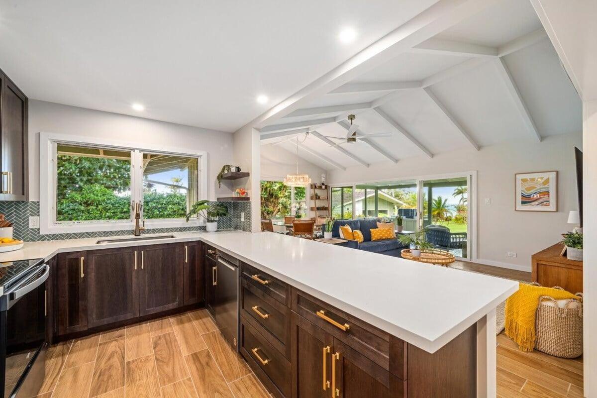 Alaeloa 38 · ALA 38 Beautifully Remodel 3BD Partial Ocean Views