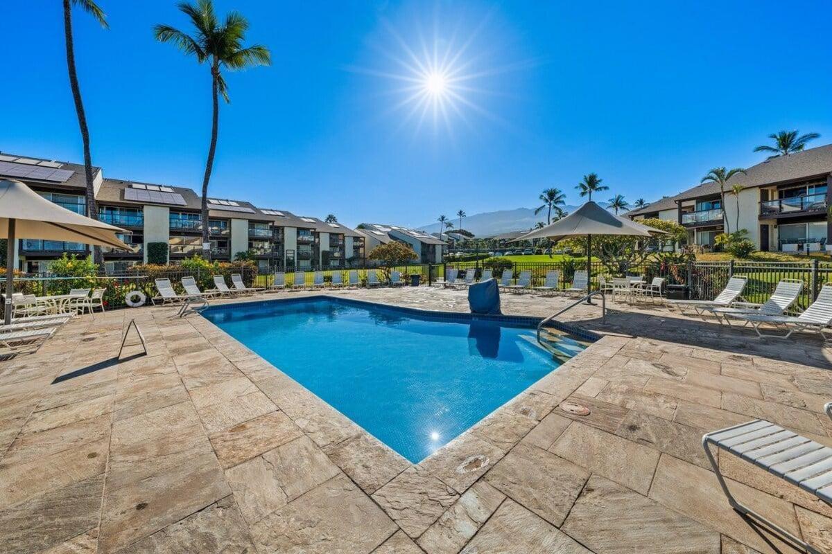 Hale Kamaole 210 · HAK 210 1BD Ocean view Walk to the Beach and