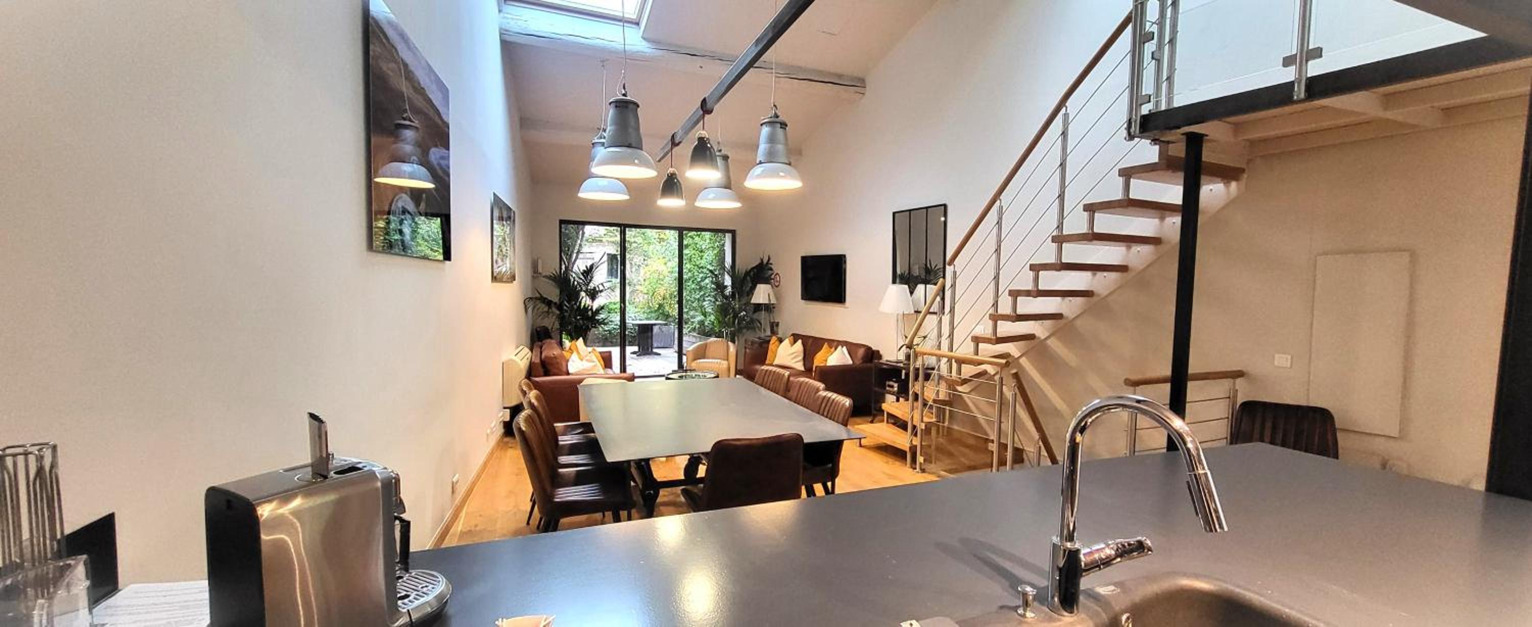 Villa Le Loft by Festif Azur 4-Star 200m2 House with Garden, 5-Min Walk to Palais des Festivals and Beaches