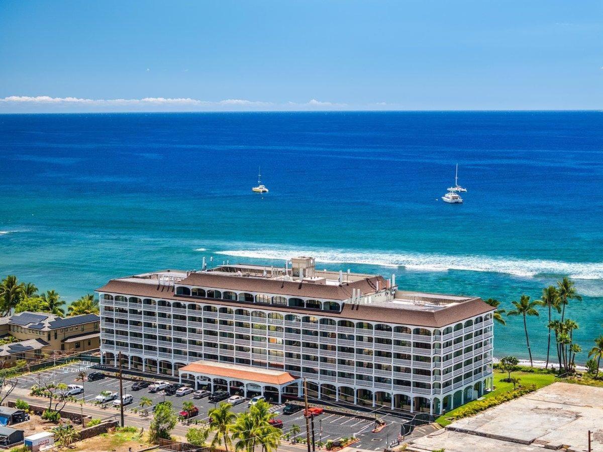 Lahaina Shores 507 · LS 507 West Maui Studio with Stunning Ocean