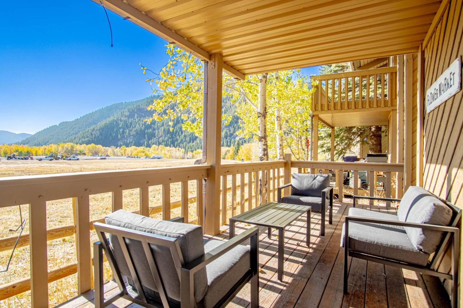 SV131 - Walk to Lifts & Town - Hot Tub & Pool