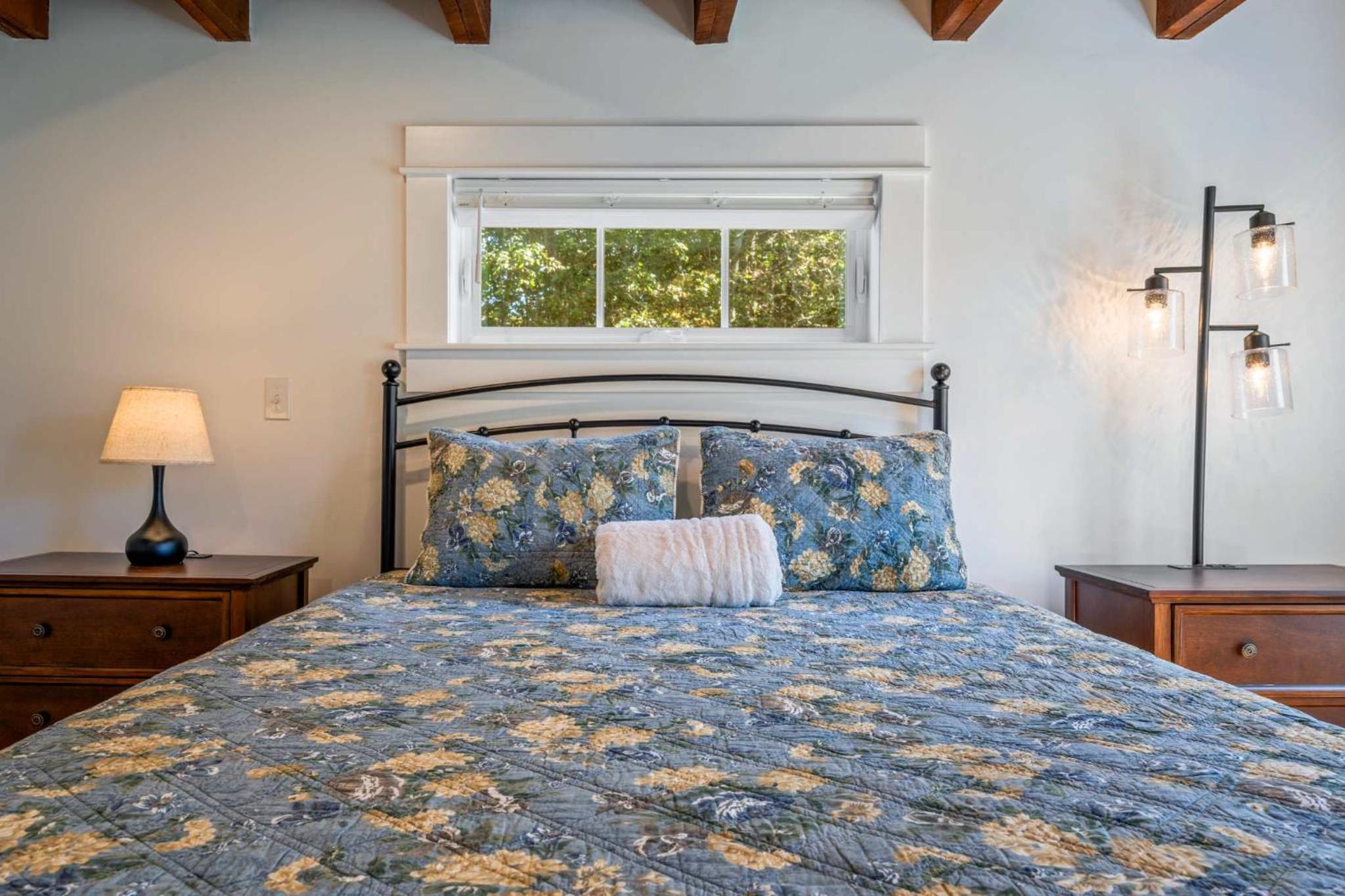 Pepperrell Place - Home for 6