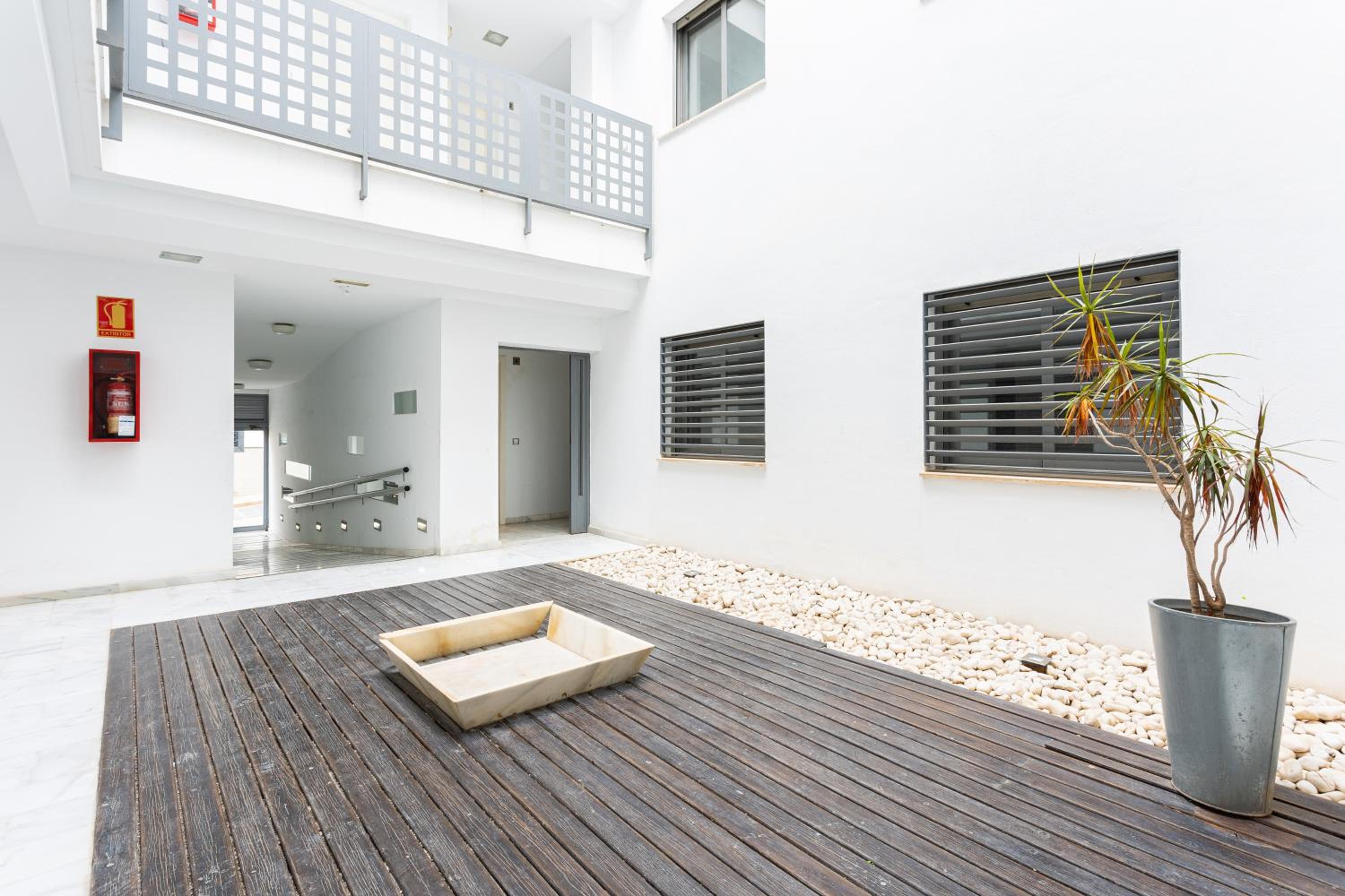 H2M Dos Aceras Loft ground floor, air conditioning, wifi