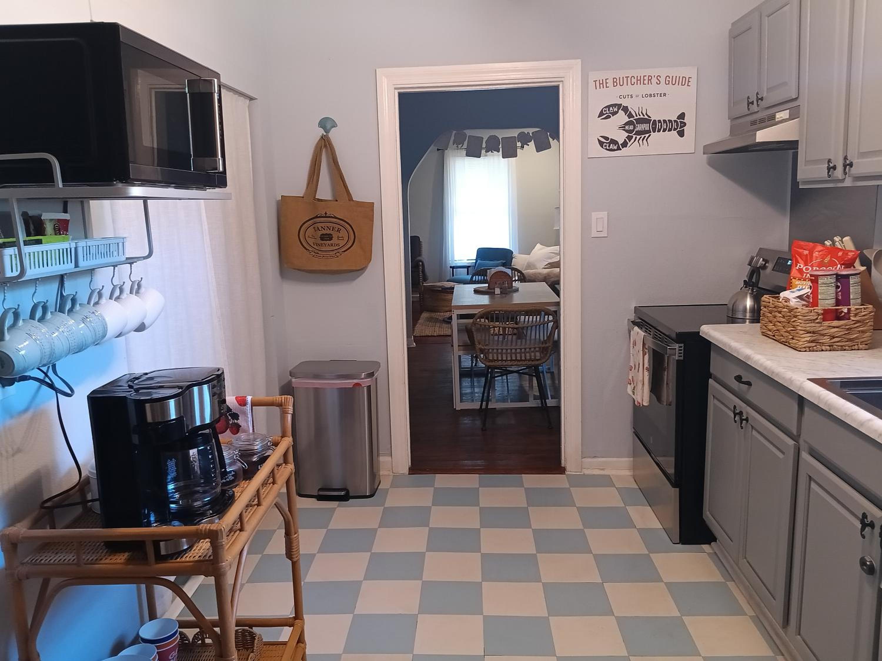The Lemon Zest Cottage Paws Welcome