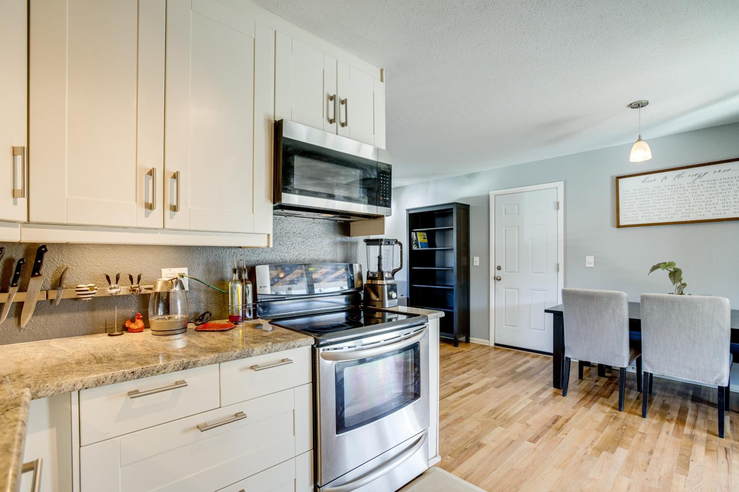 Furnished Patio! Suburban Gem 11 Mi to Dtwn Denver