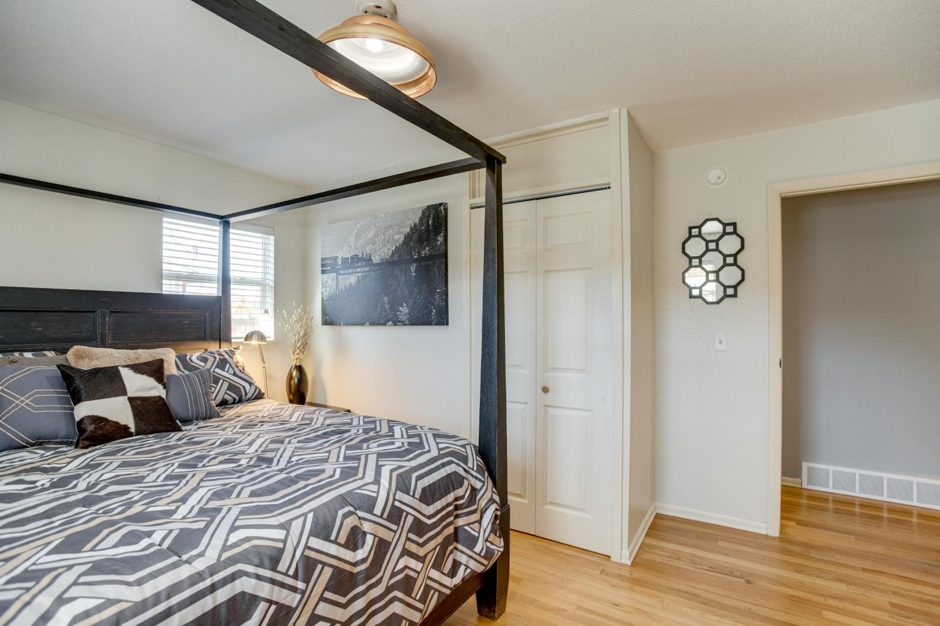 Furnished Patio! Suburban Gem 11 Mi to Dtwn Denver