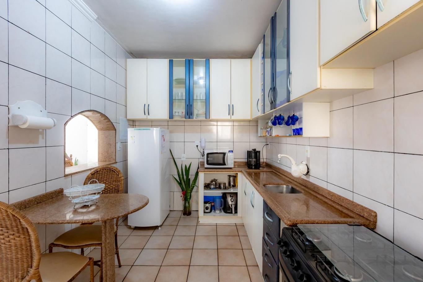 Apartamento com Varanda, Churrasqueira e Vista Mar