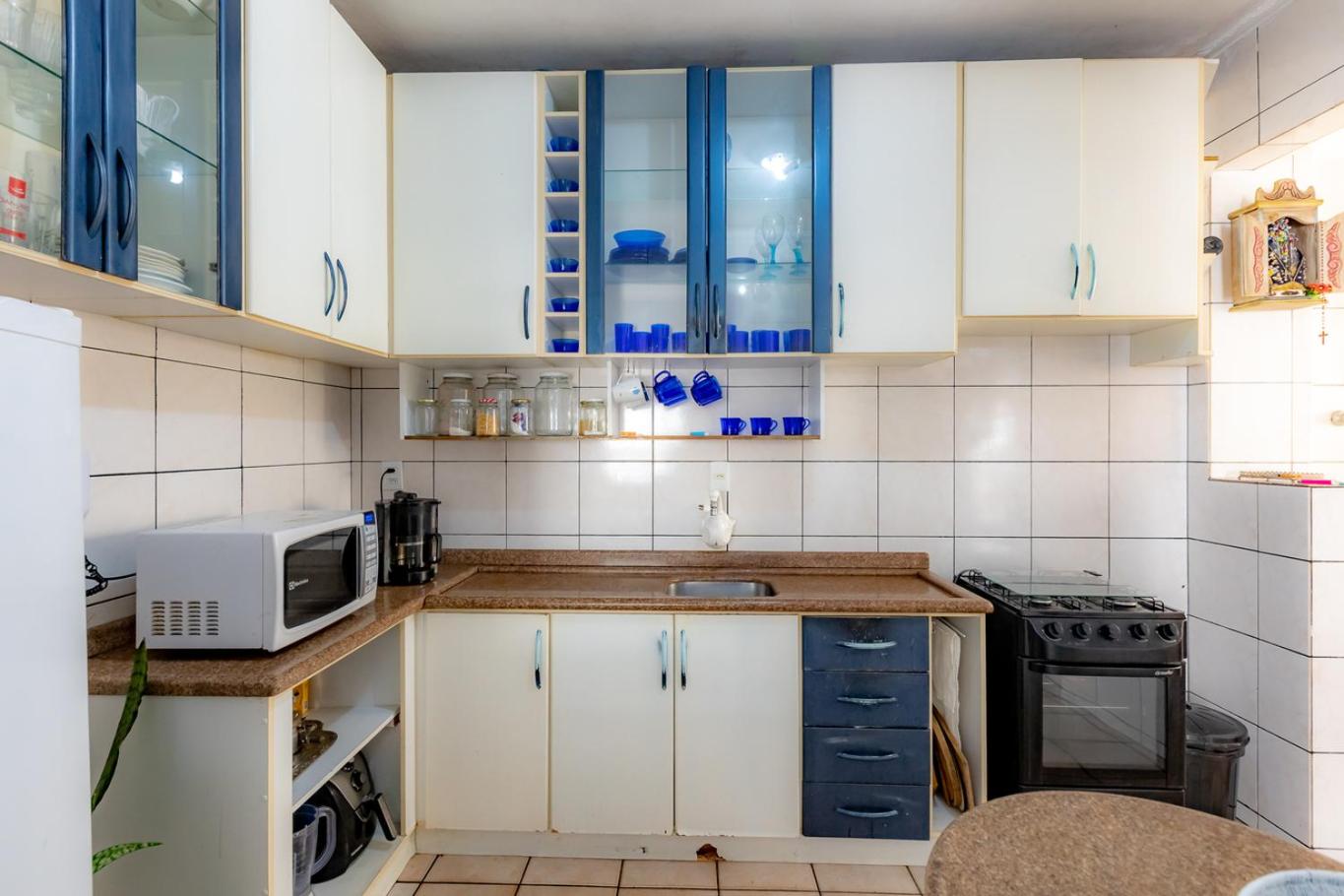 Apartamento com Varanda, Churrasqueira e Vista Mar
