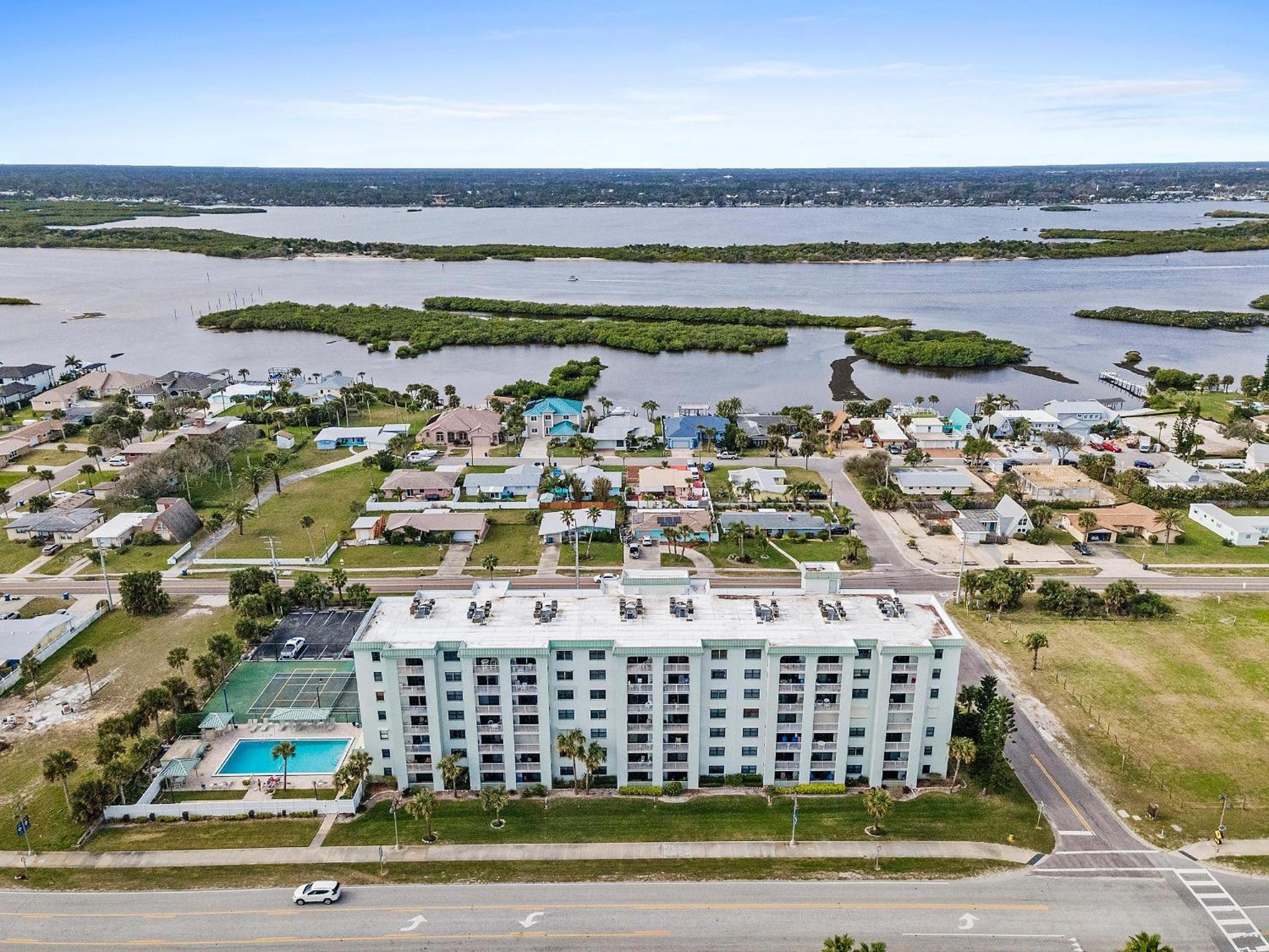 Ocean Terrace Club 604
