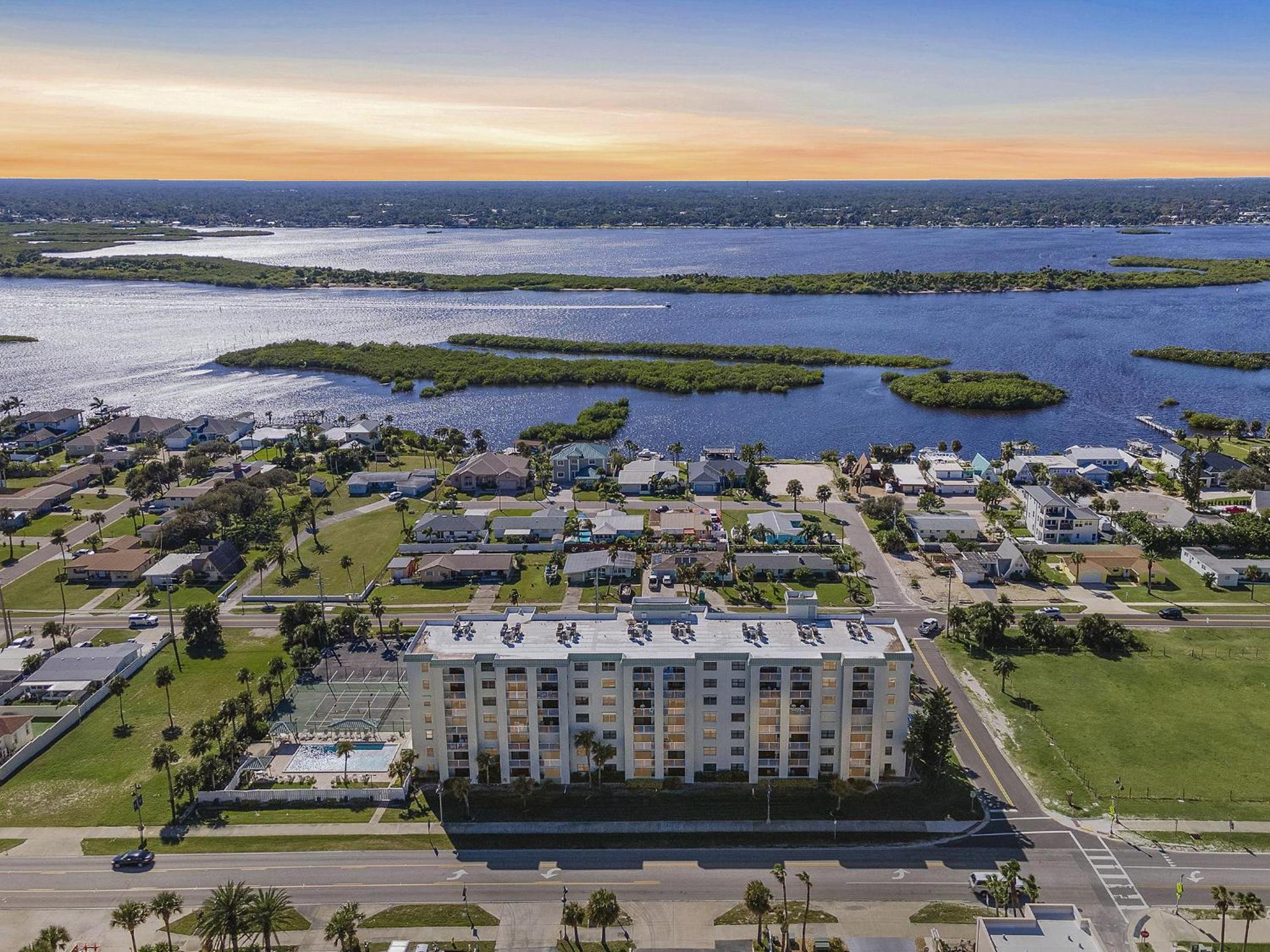 Ocean Terrace Club 604