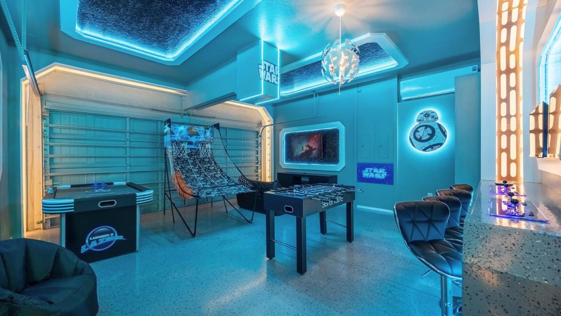 Stunning Resort Villa w Pool Cinema & Games Room