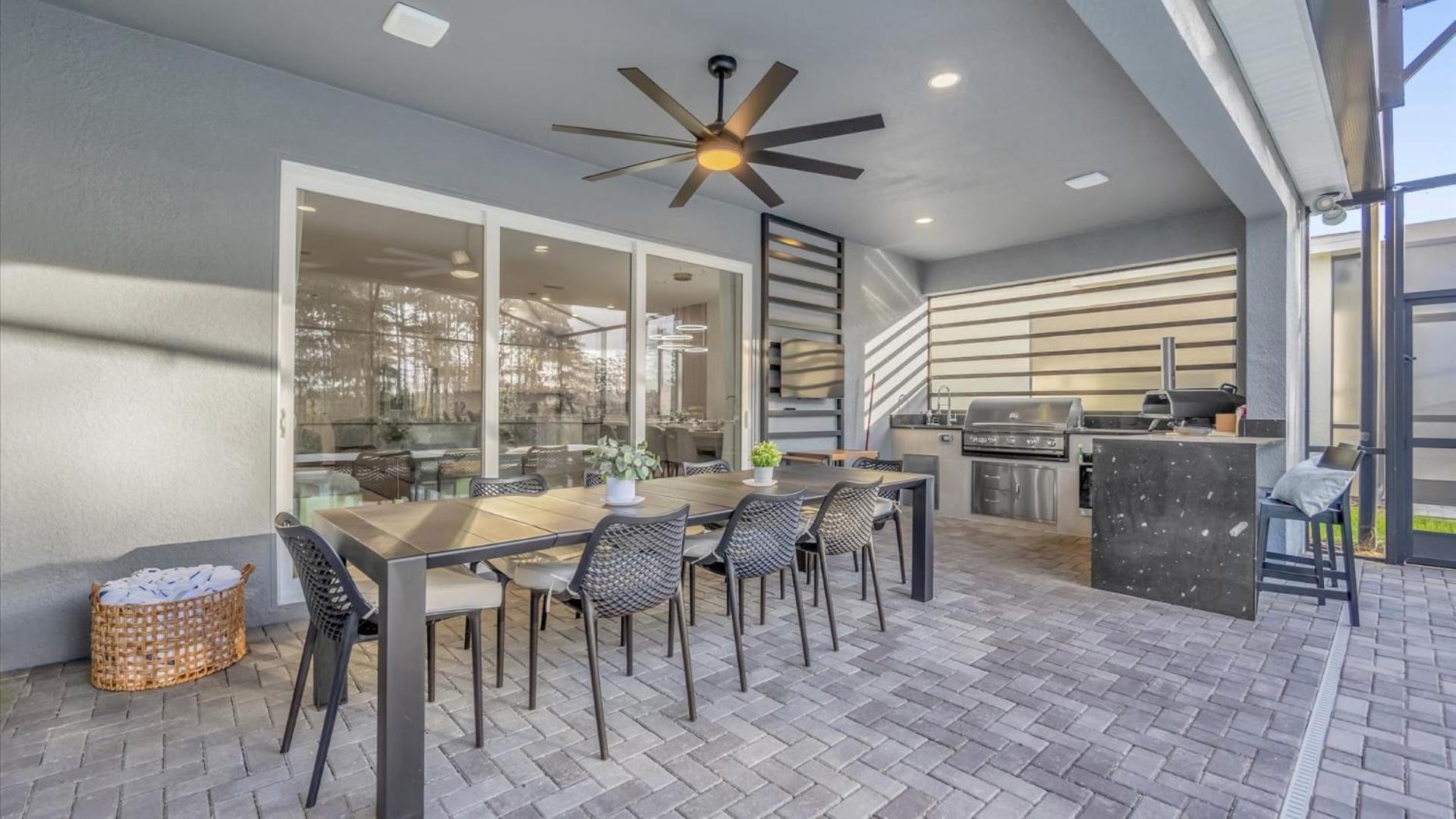 Stunning Resort Villa w Pool Cinema & Games Room
