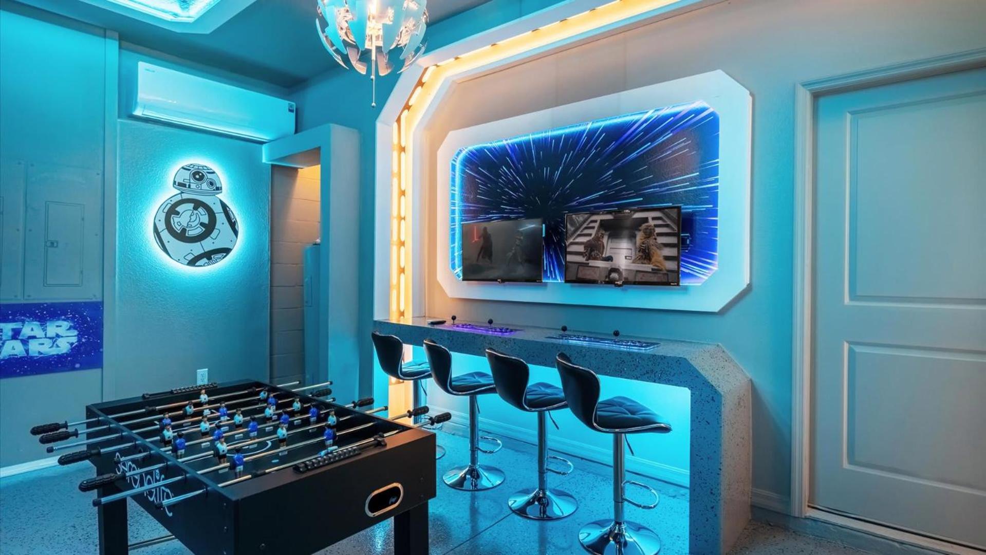 Stunning Resort Villa w Pool Cinema & Games Room