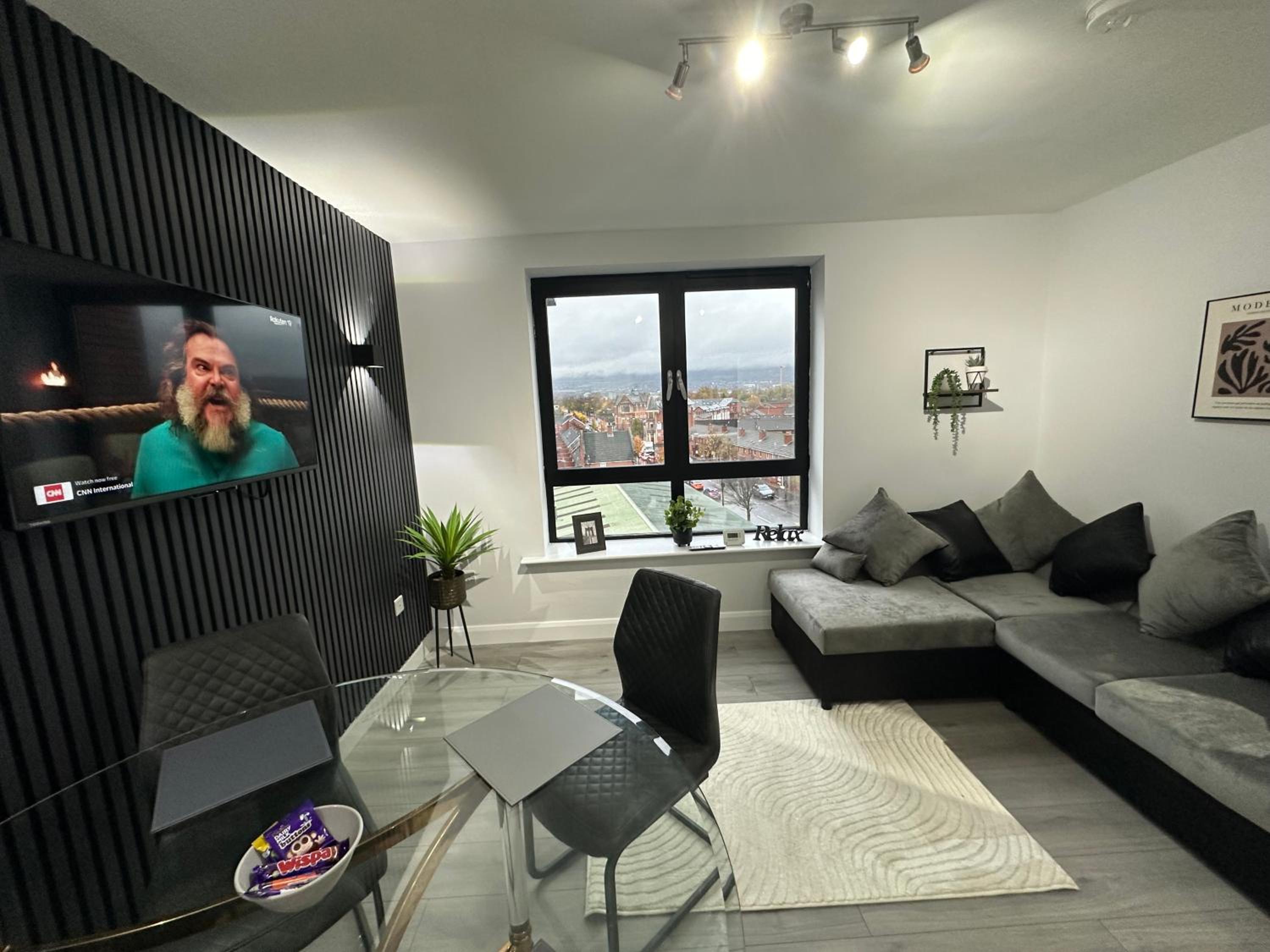 Lux 2bed apartment city center Free parking
