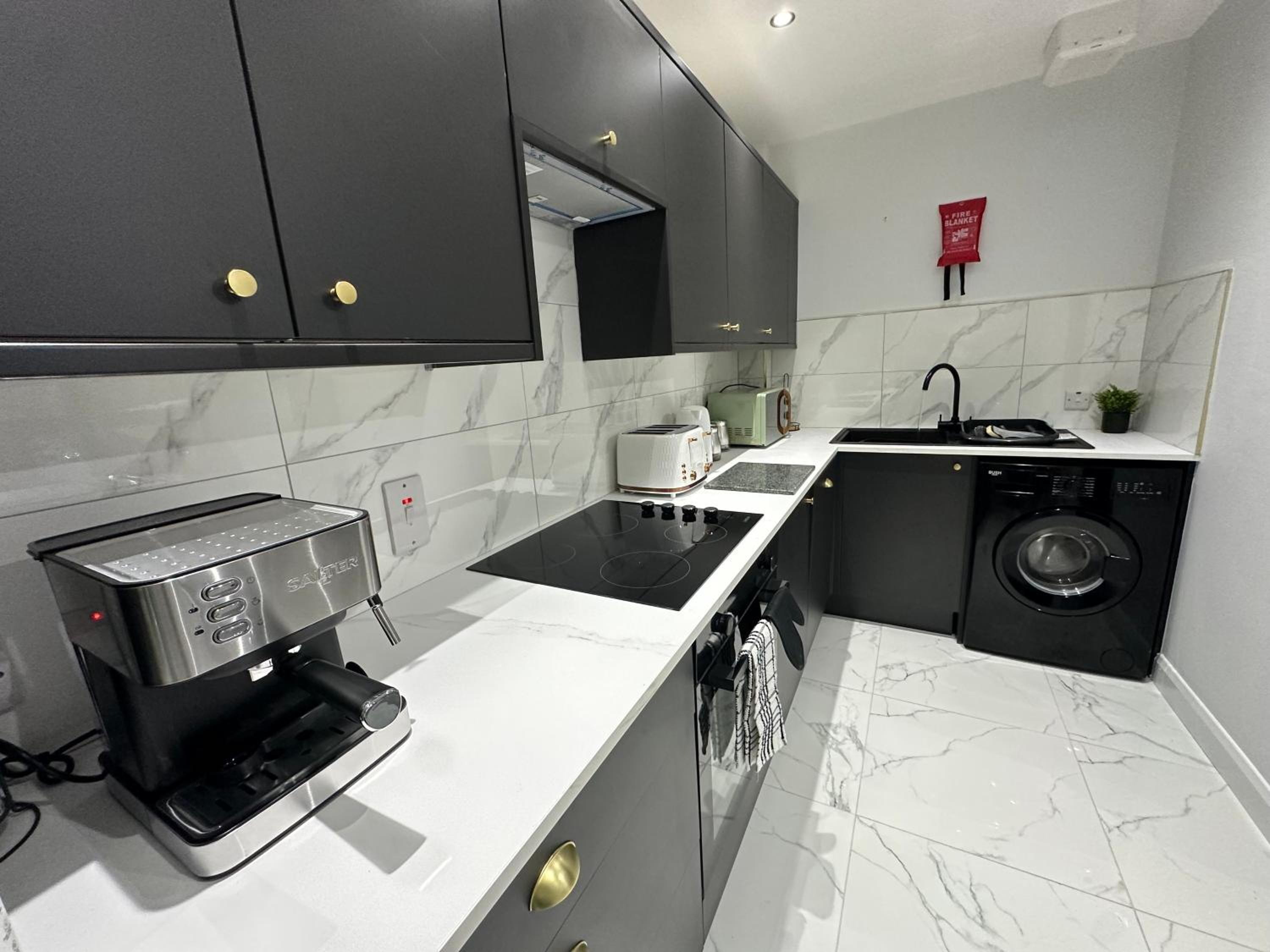 Lux 2bed apartment city center Free parking