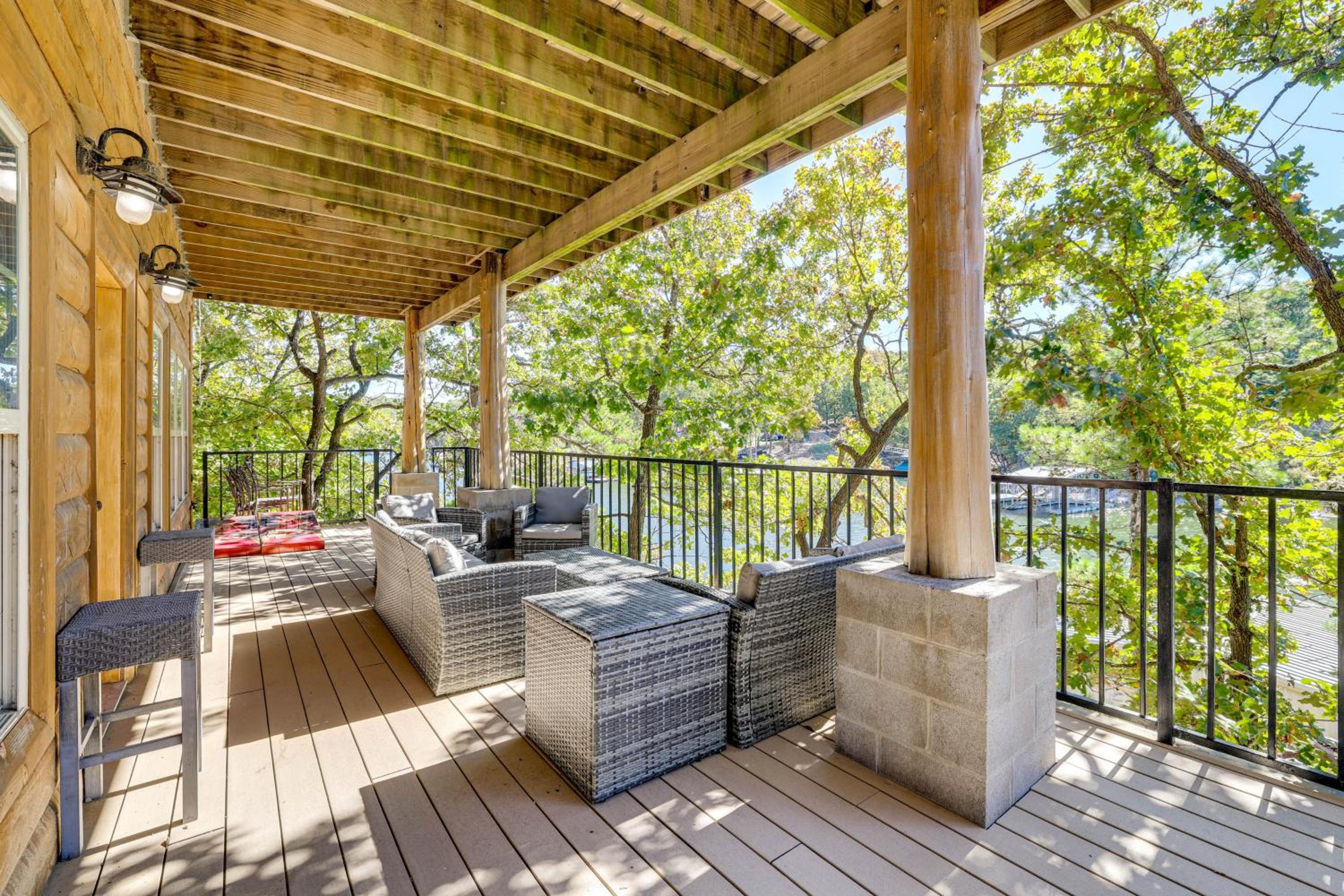 Grand Lake Waterfront Getaway with Boat Slip!