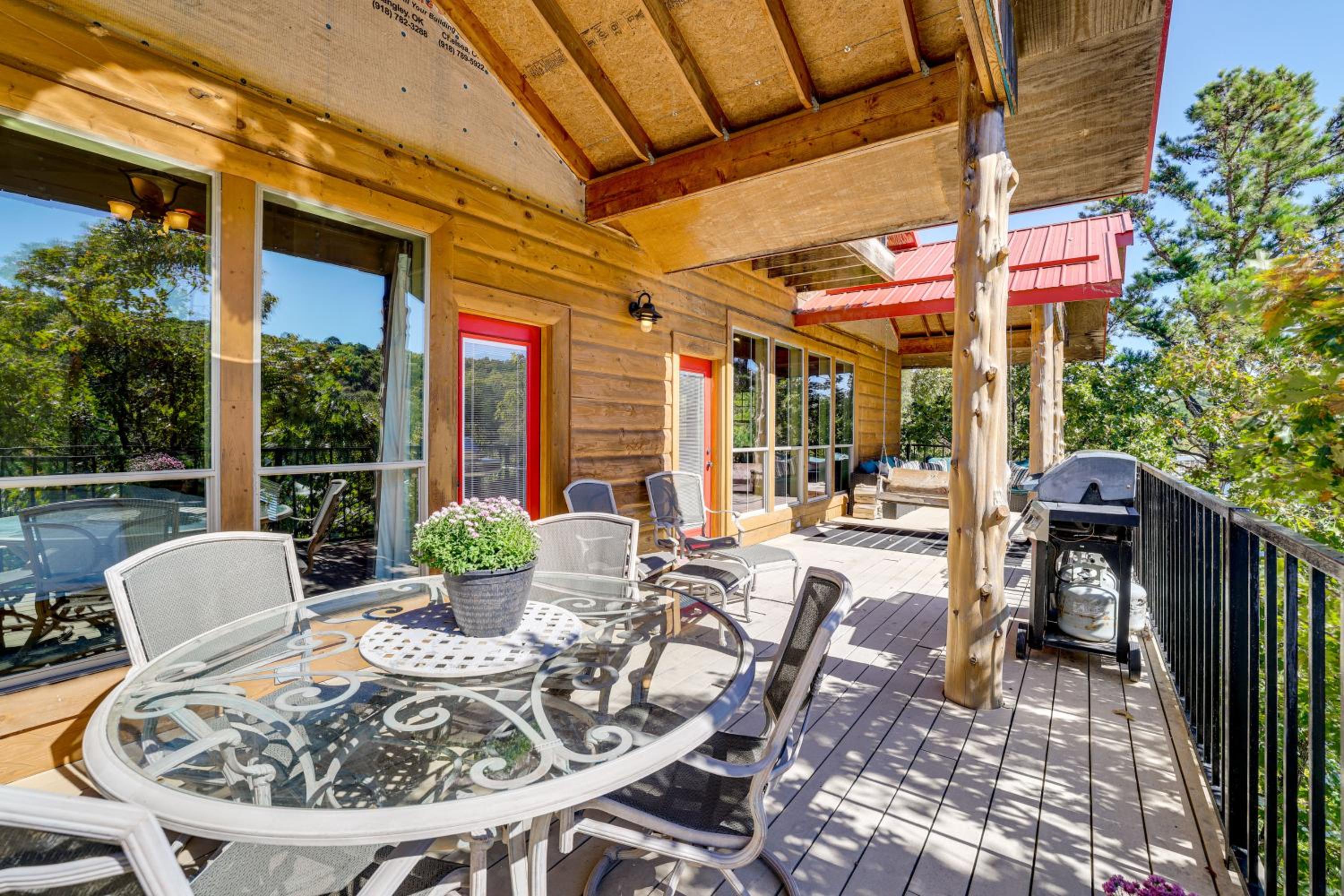 Grand Lake Waterfront Getaway with Boat Slip!