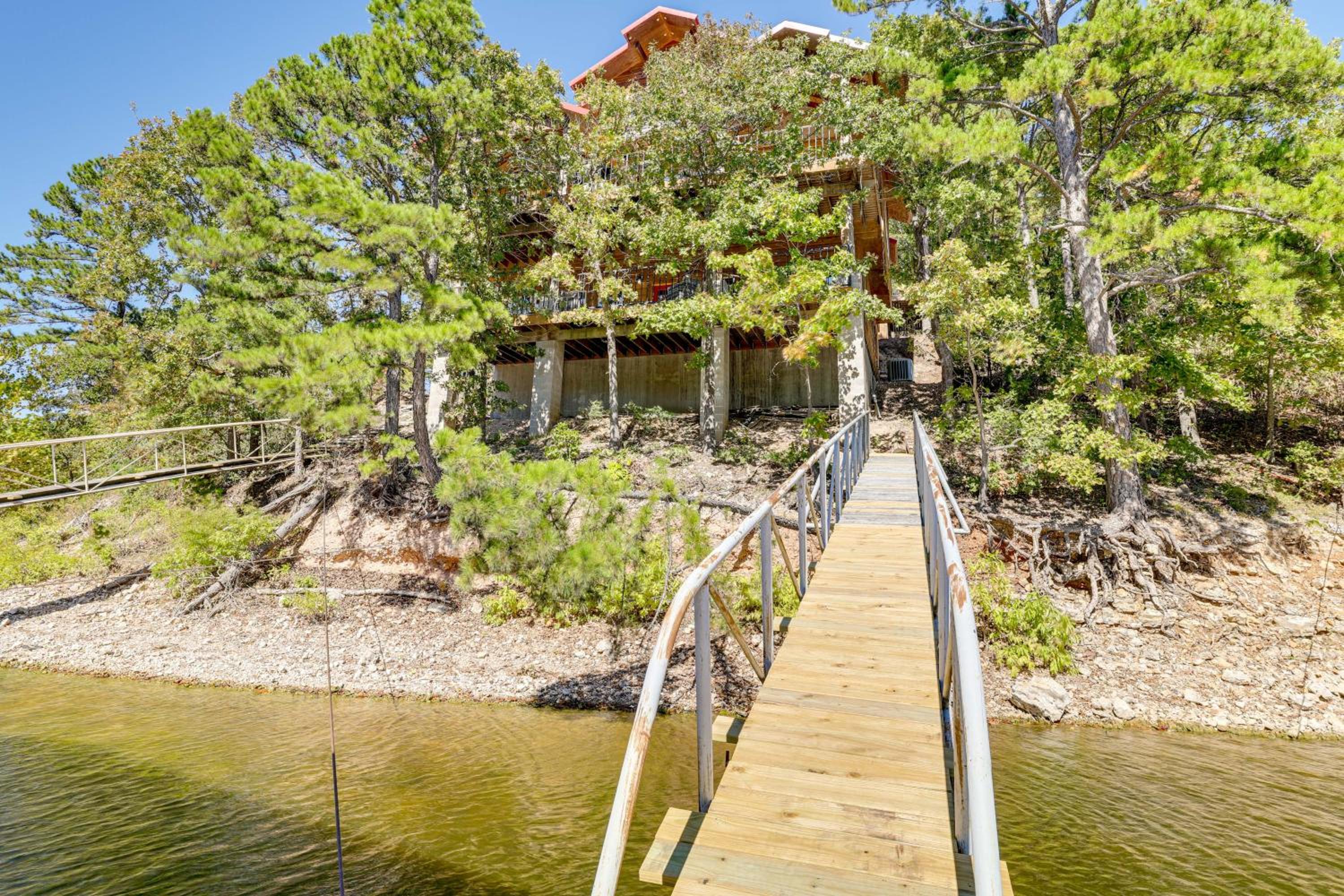 Grand Lake Waterfront Getaway with Boat Slip!