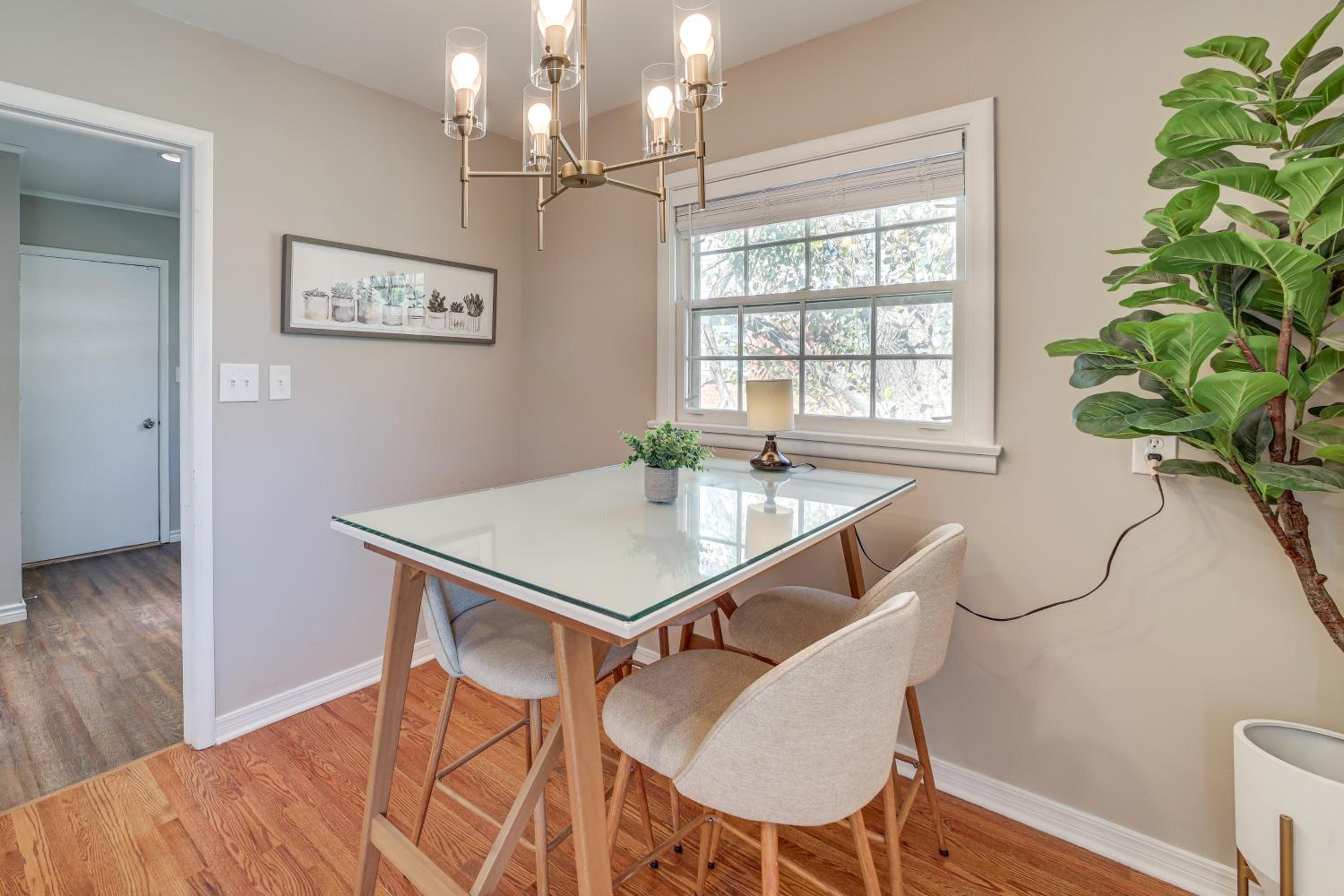 Pet-Friendly Home with Yard 8 Mi to Downtown Tulsa!