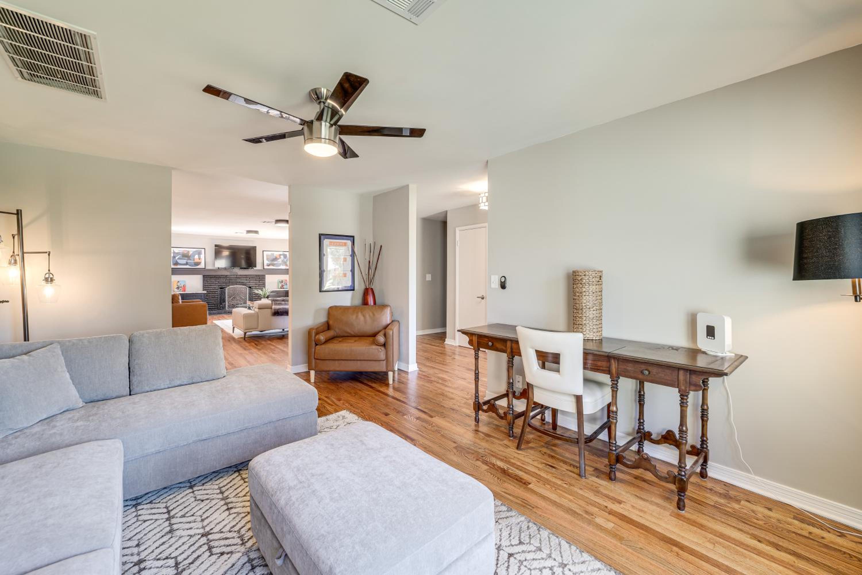 Pet-Friendly Home with Yard 8 Mi to Downtown Tulsa!