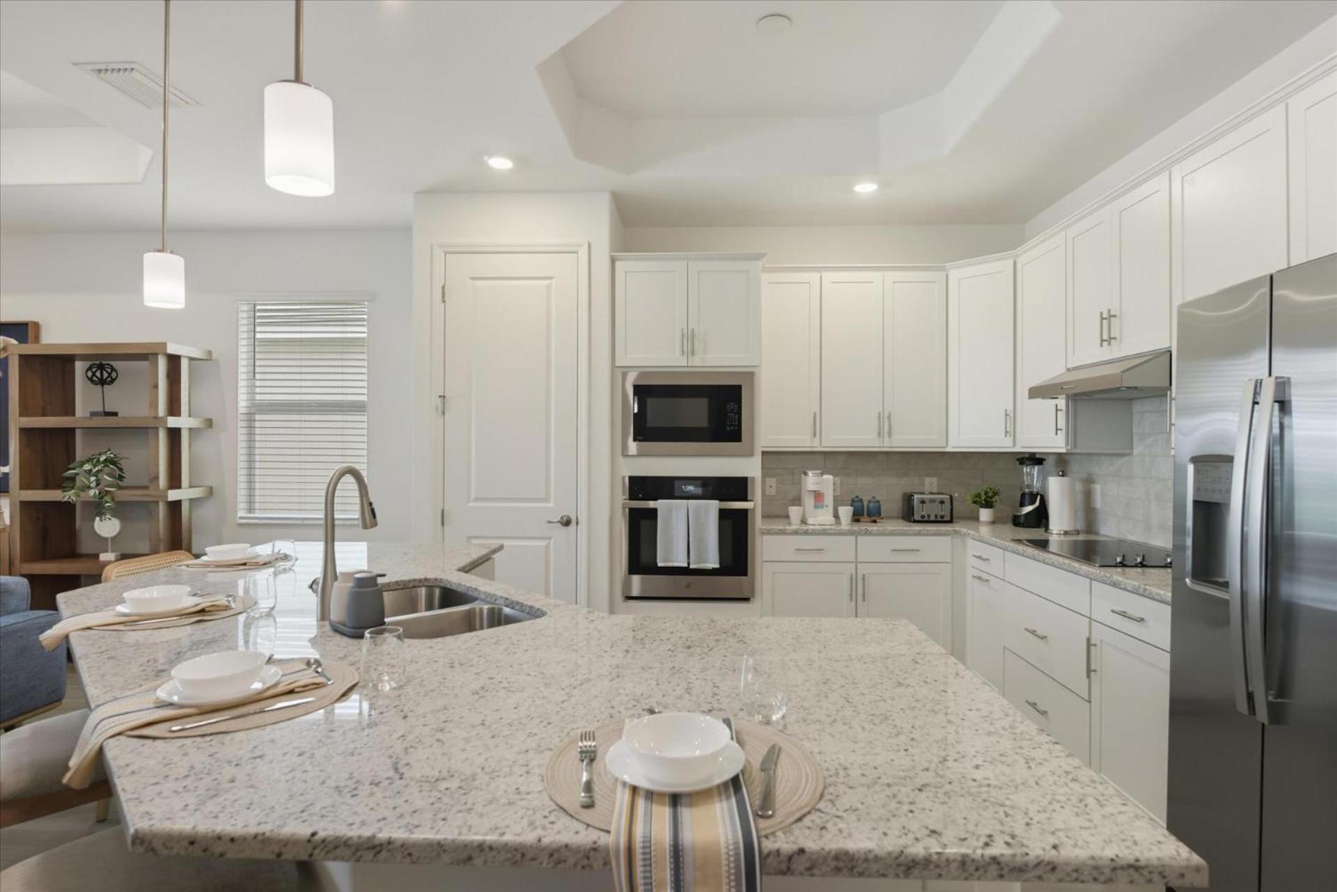 25308 Basswood