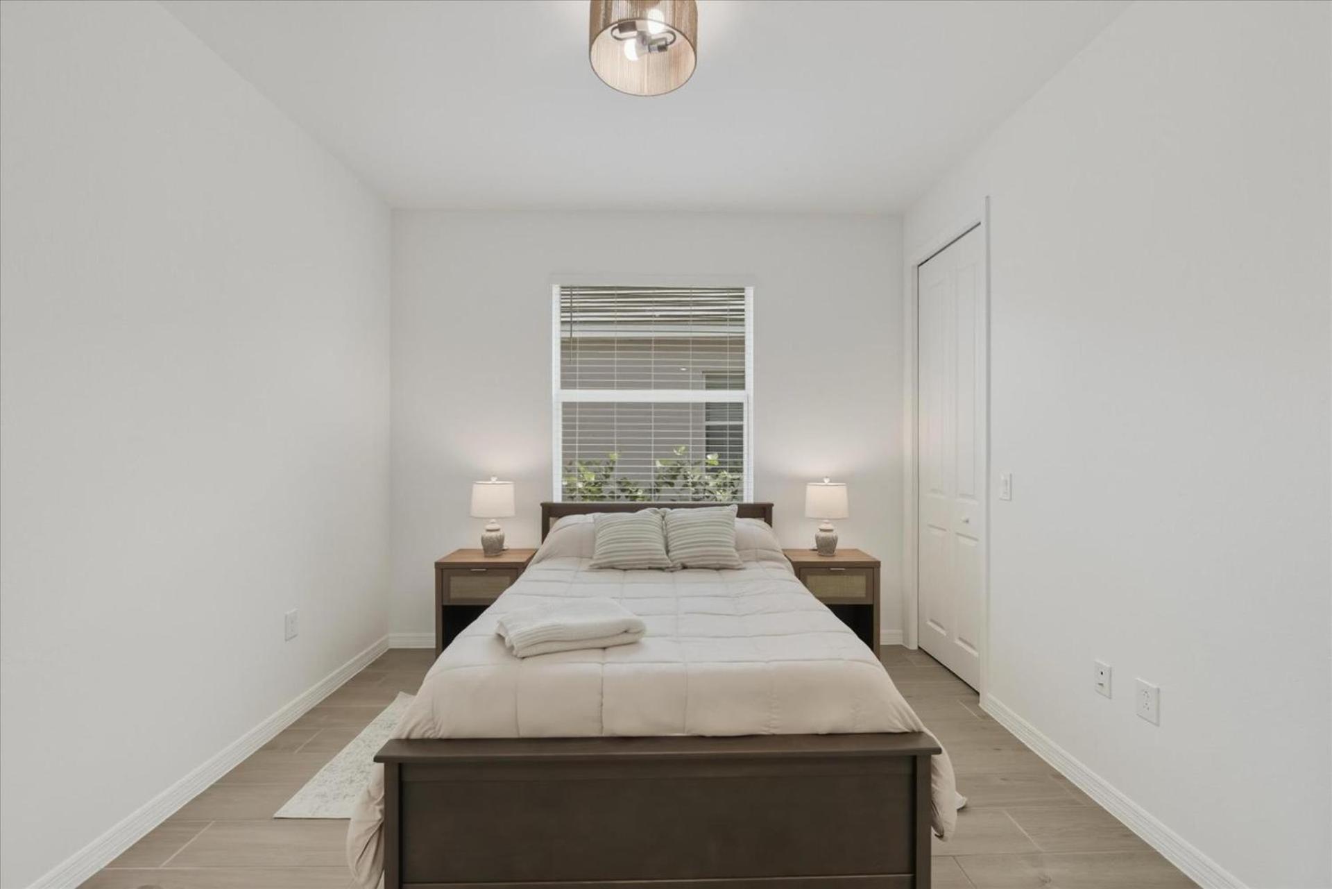 25308 Basswood