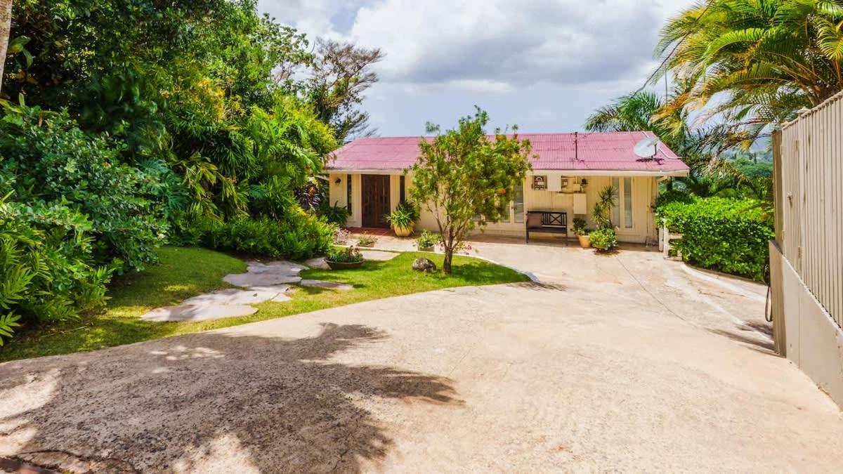 Chalet Lulu | Yoga/Retreat | P Solar | Hot Tub
