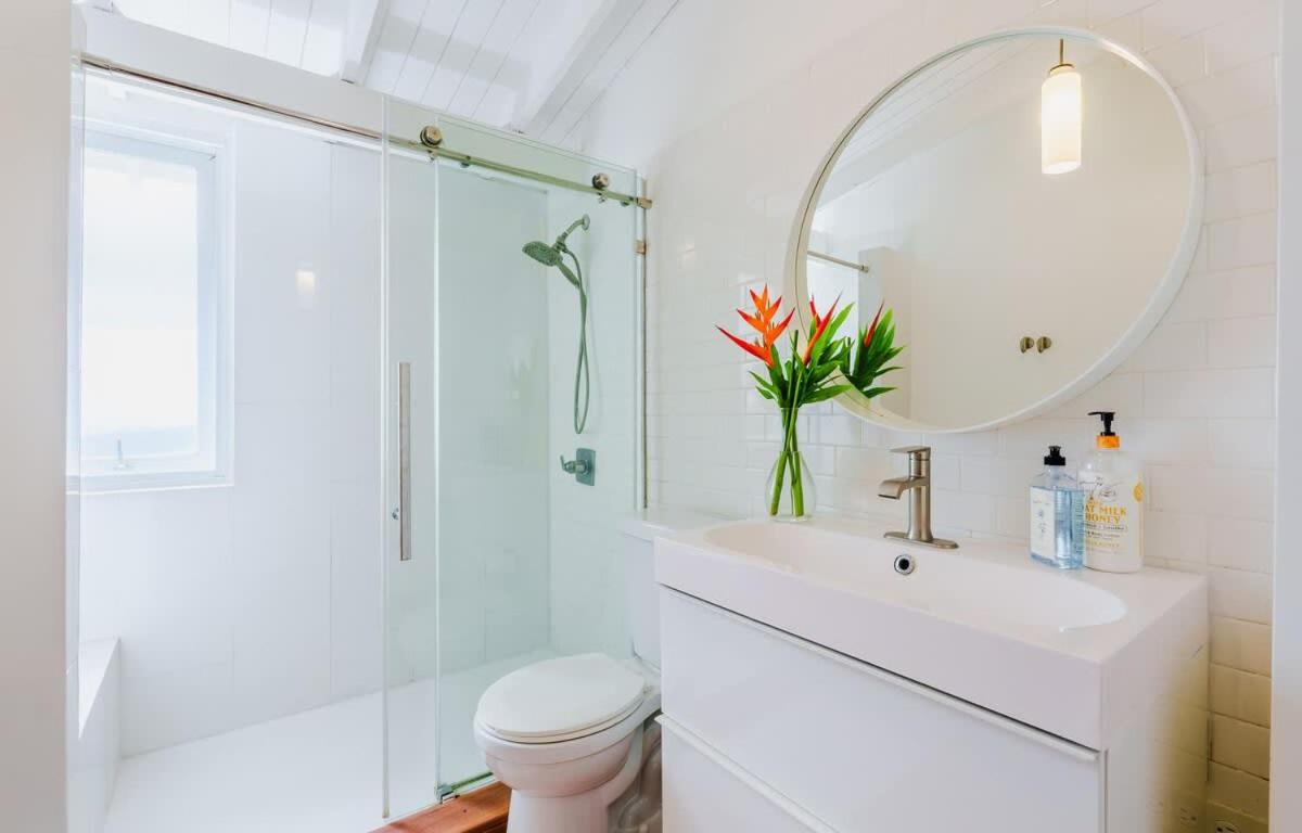 Chalet Lulu | Yoga/Retreat | P Solar | Hot Tub