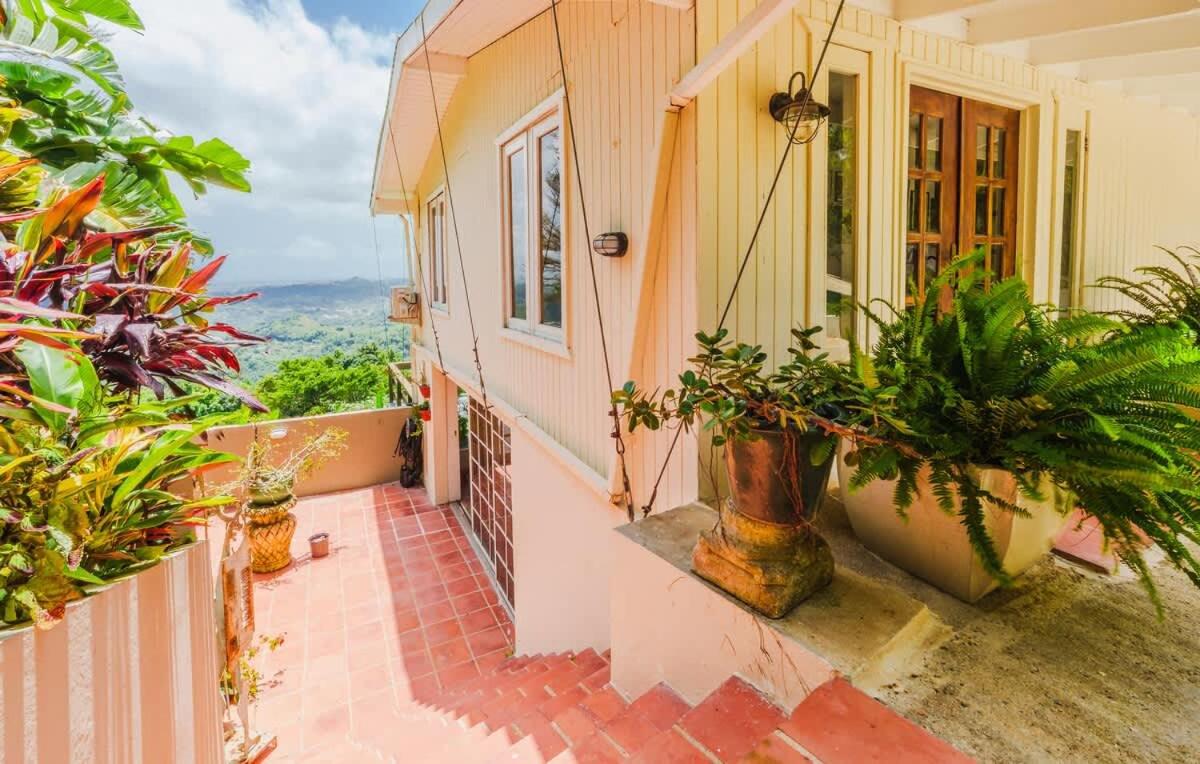 Chalet Lulu | Yoga/Retreat | P Solar | Hot Tub