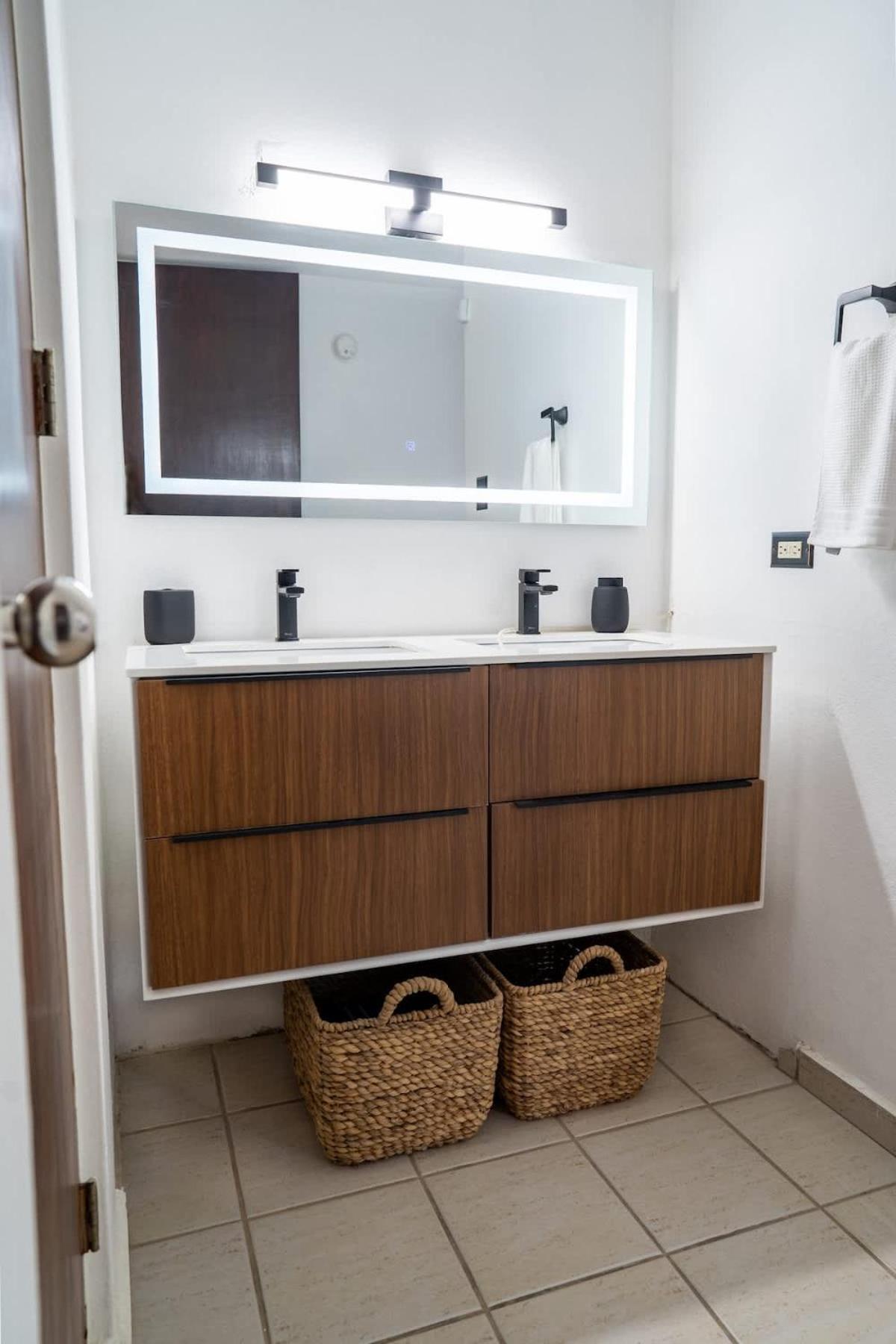 Marbella | PH Rooftop Oasis in Costa Brava, Ceiba