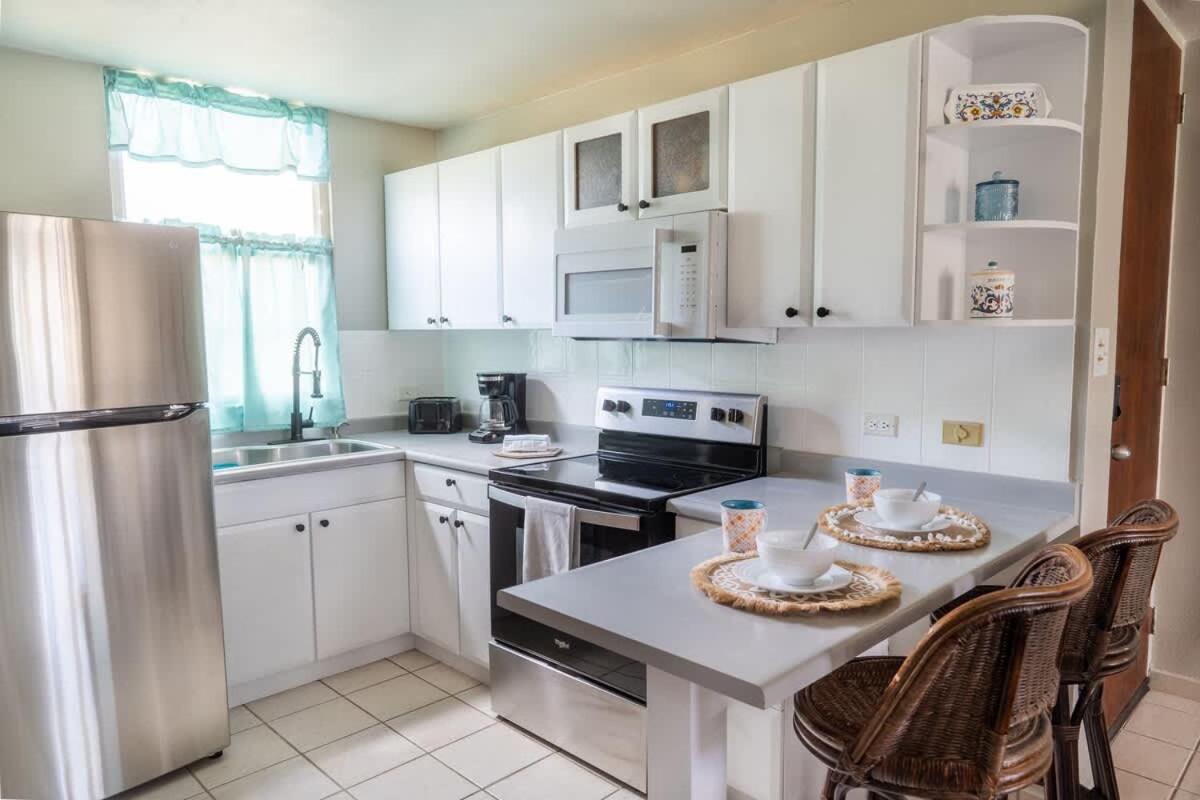 Coral 17 Costa Brava Condo, Pool, 5 Min from Beach