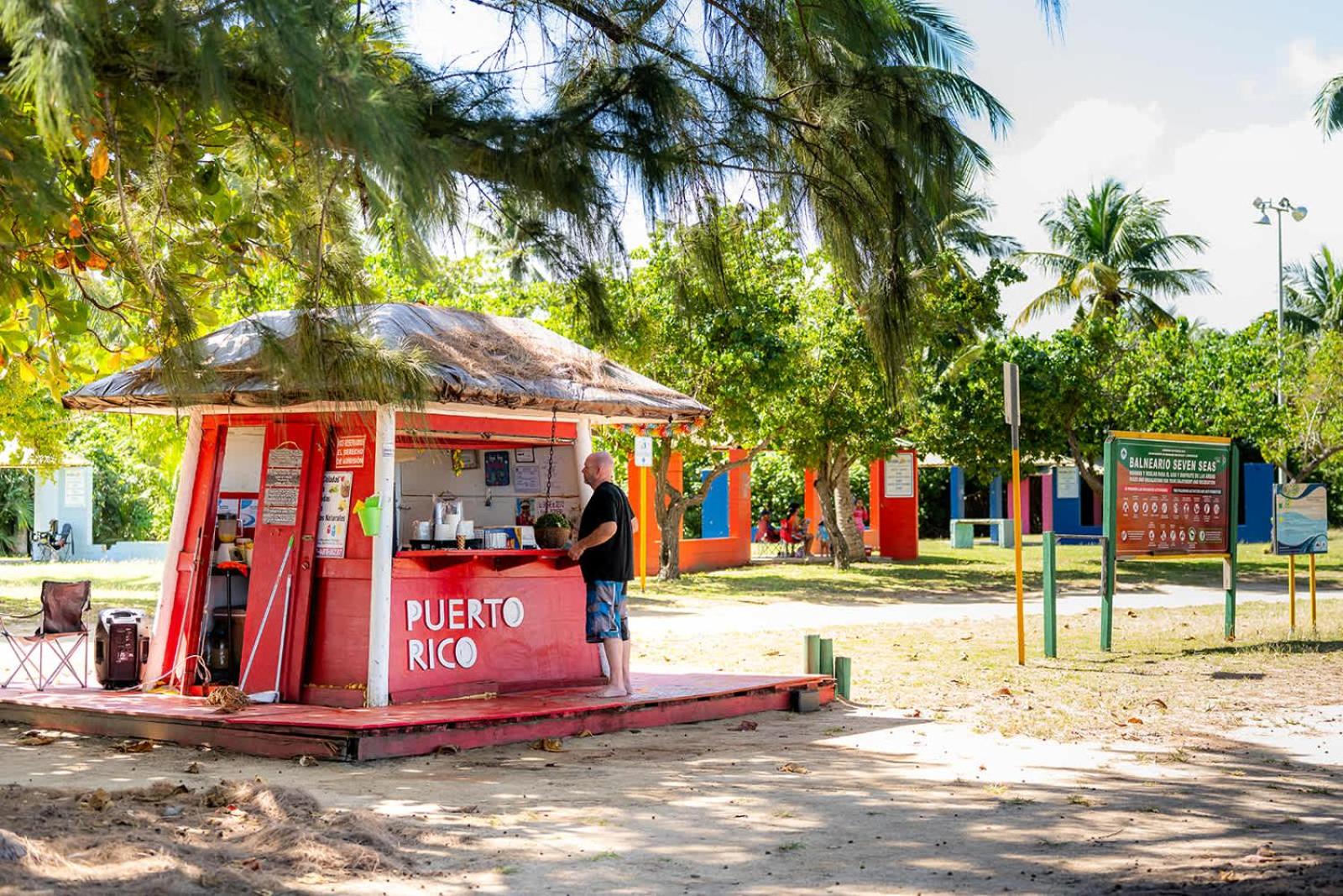 Blü Zen, Ideal Couple’s Stay in Mameyes Rio Grande
