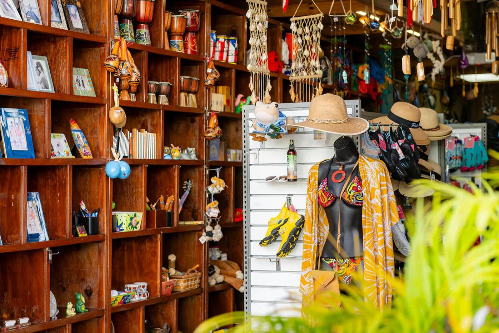 Blü Zen, Ideal Couple’s Stay in Mameyes Rio Grande