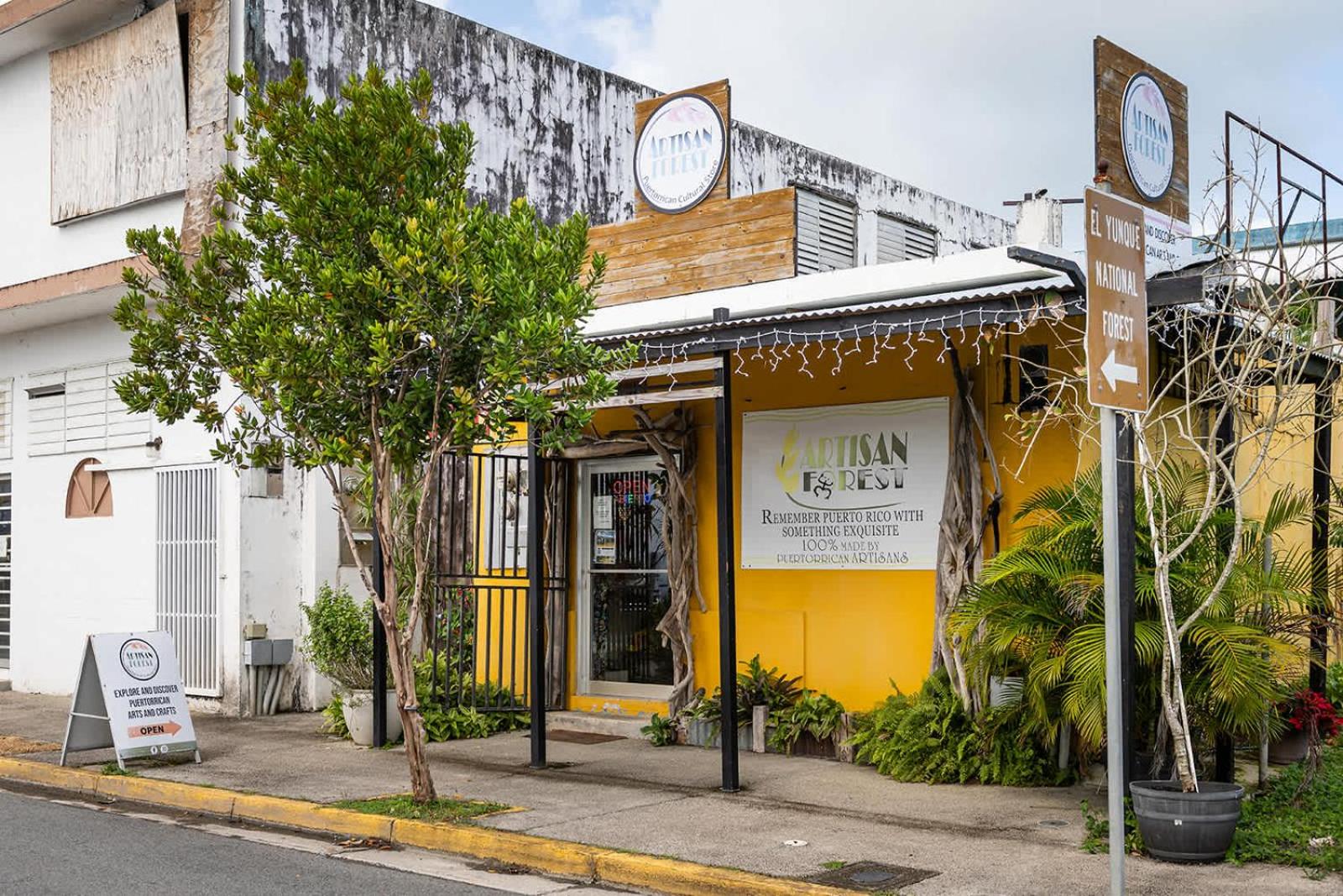 Blü Zen, Ideal Couple’s Stay in Mameyes Rio Grande